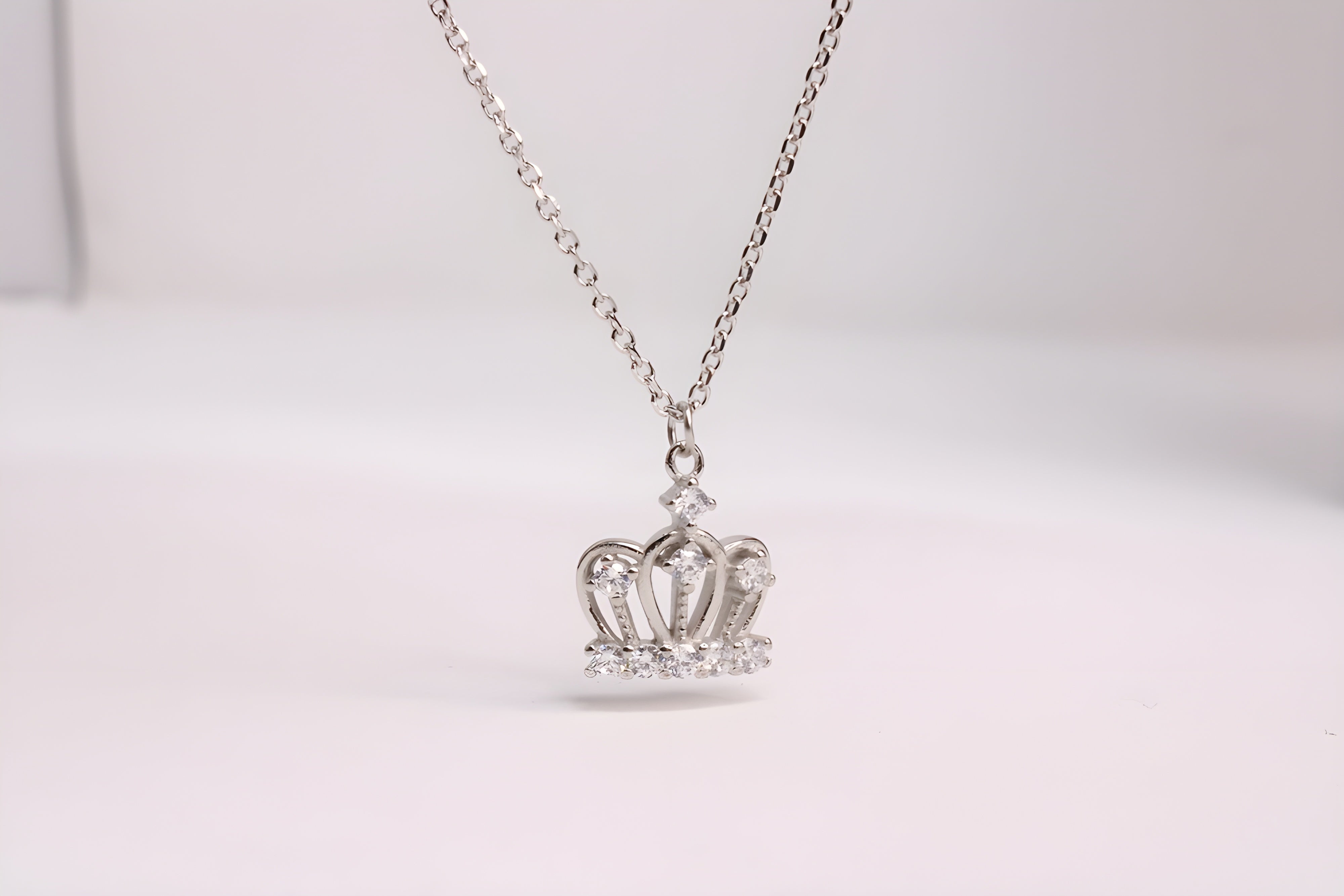 Royal Crown 92.5 Sterling Silver VeeLux Premium Pendant