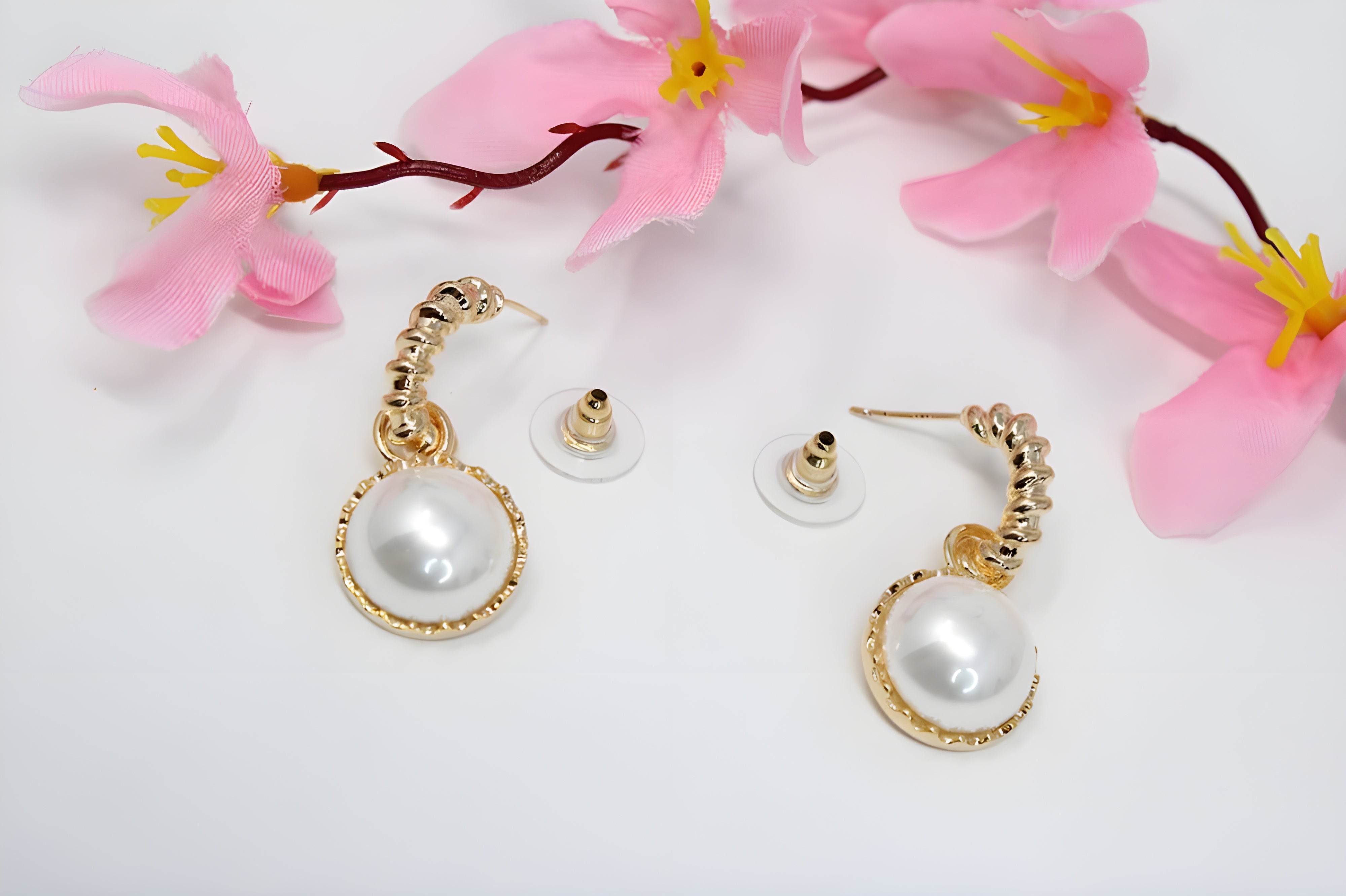 Freshwater Cultured Pearl Drop Earrings Rhinestone