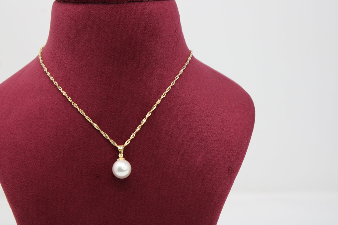 Timeless Elegance Pearl Pendant Set