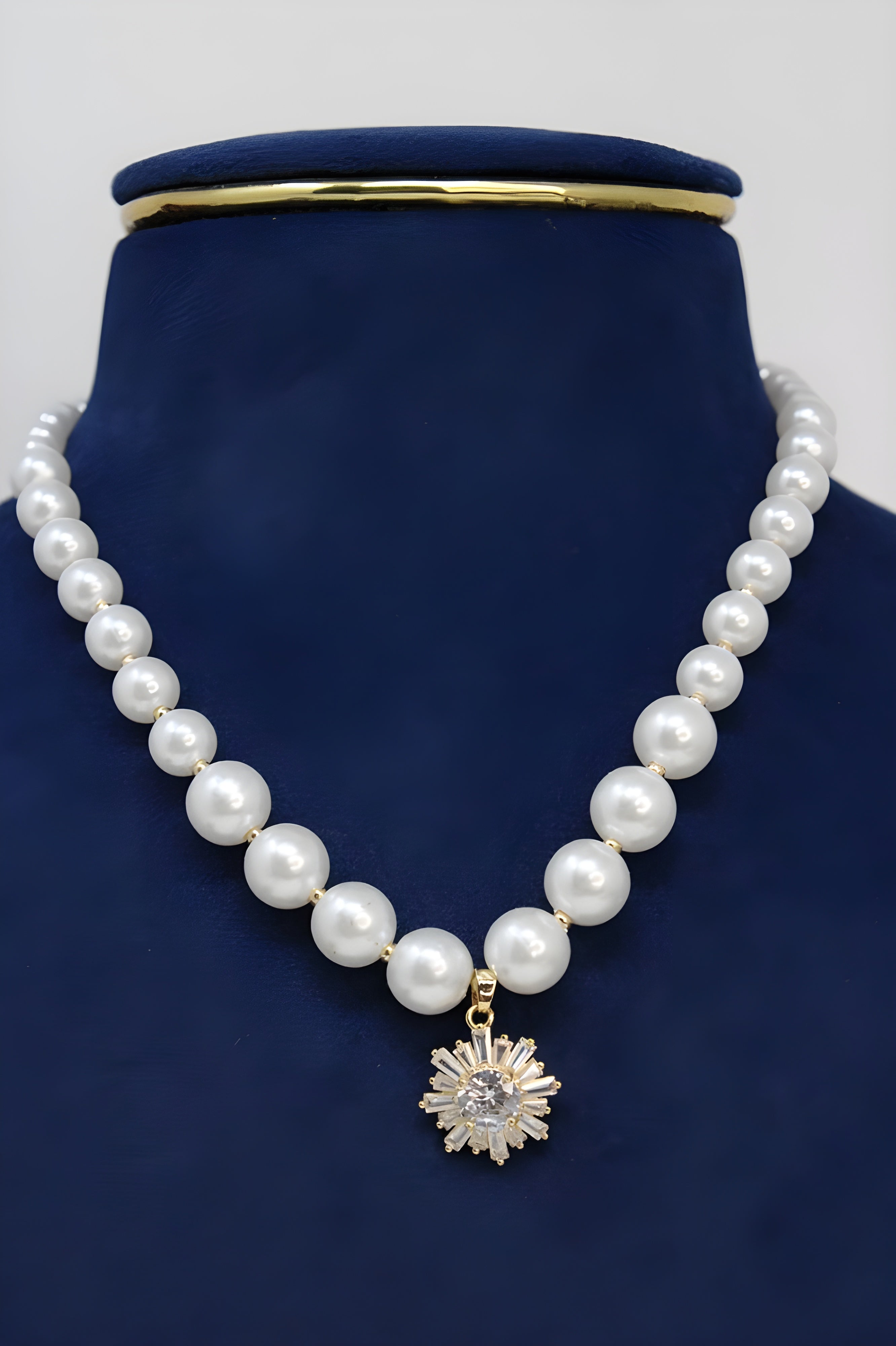 Sun Shine Pearl Pendant Set