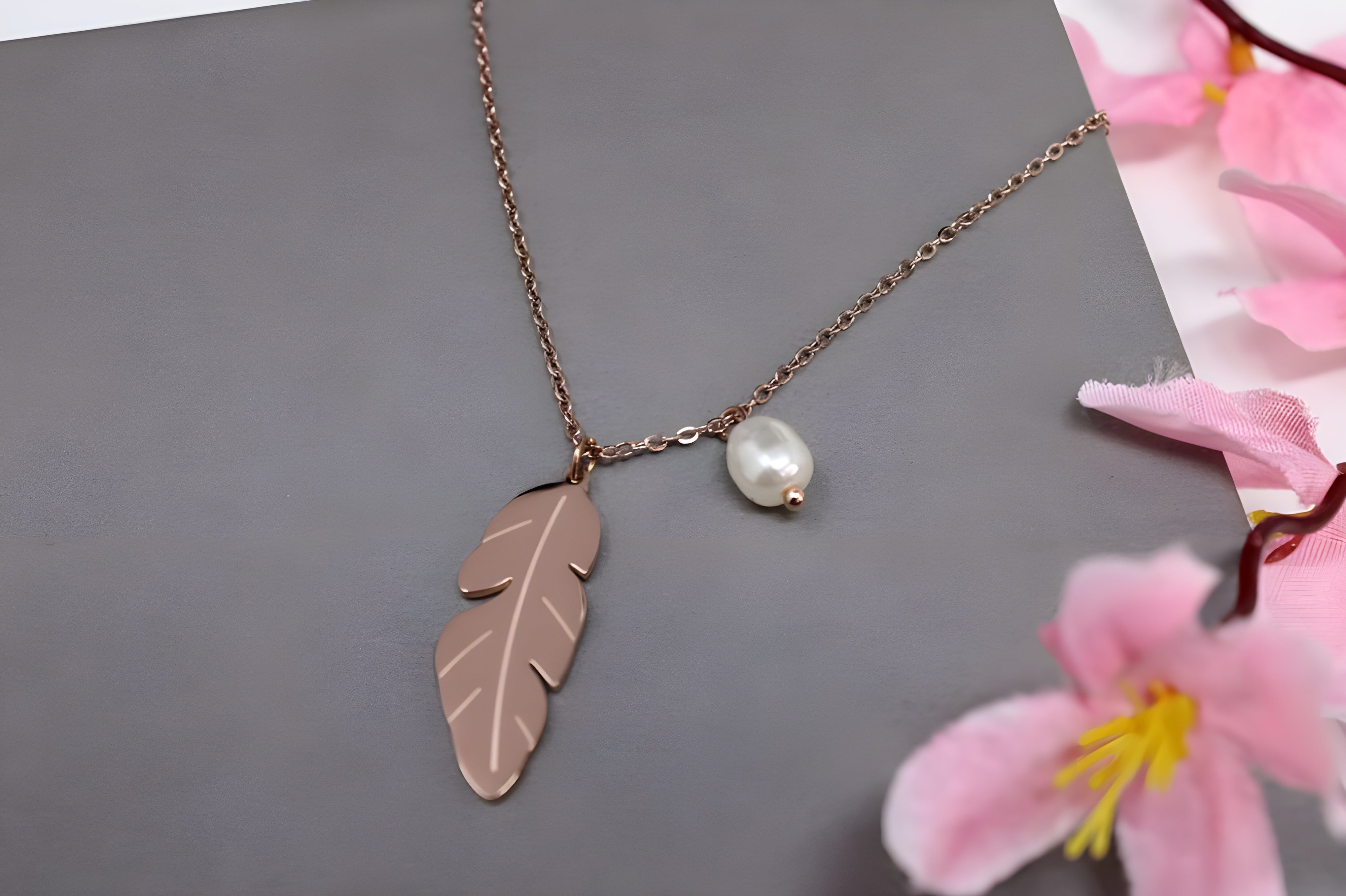 Golden Leaf Pearl Pendant Set