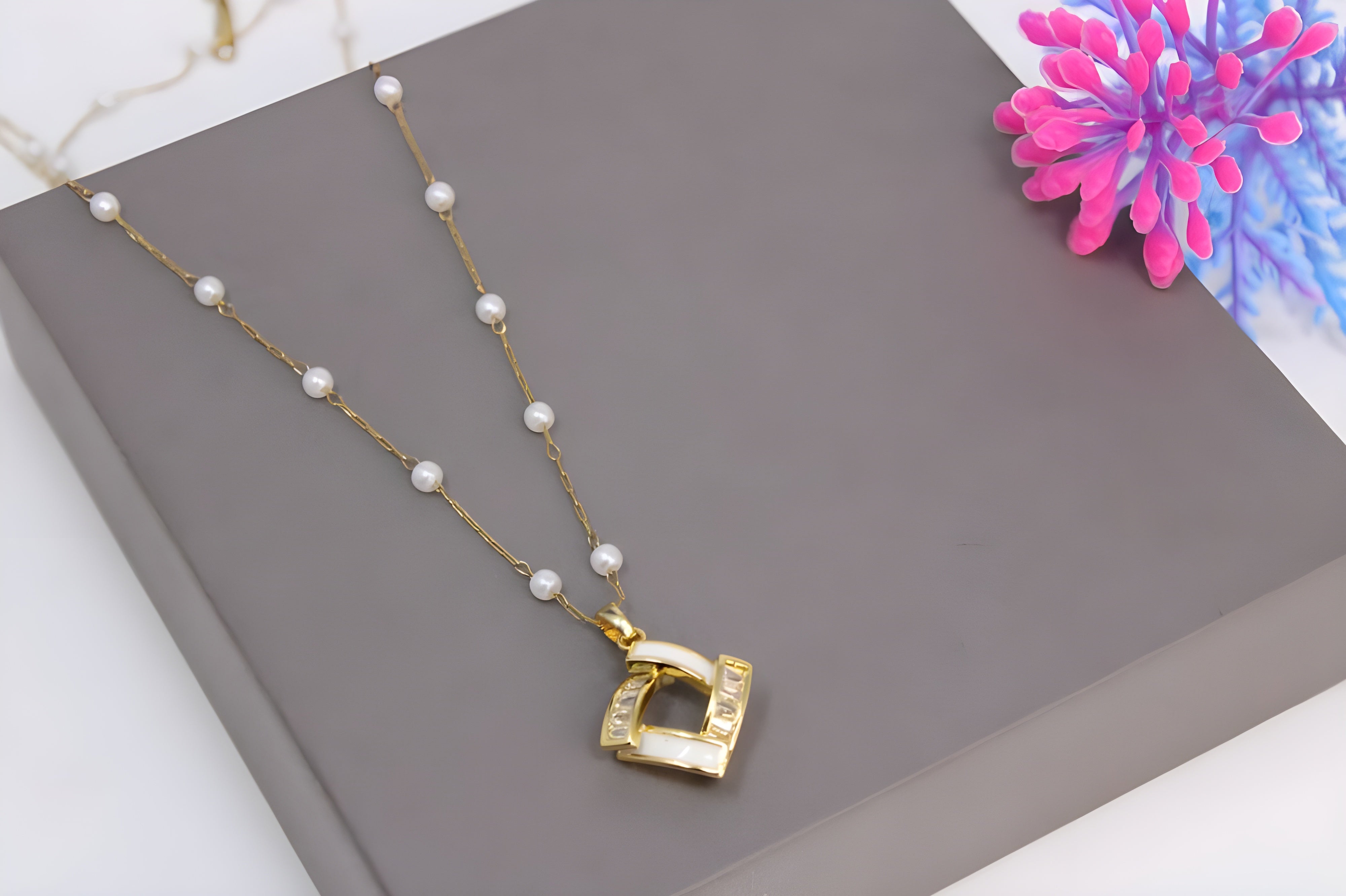 Golden Box Charm Pendant Set