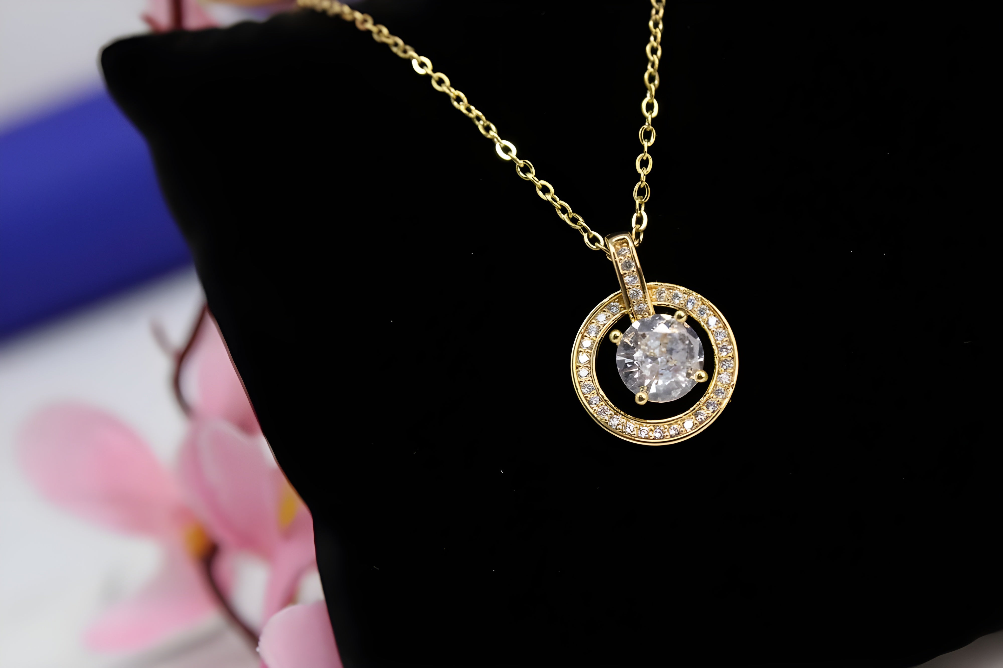 Golden Halo Crystal Pendant Set