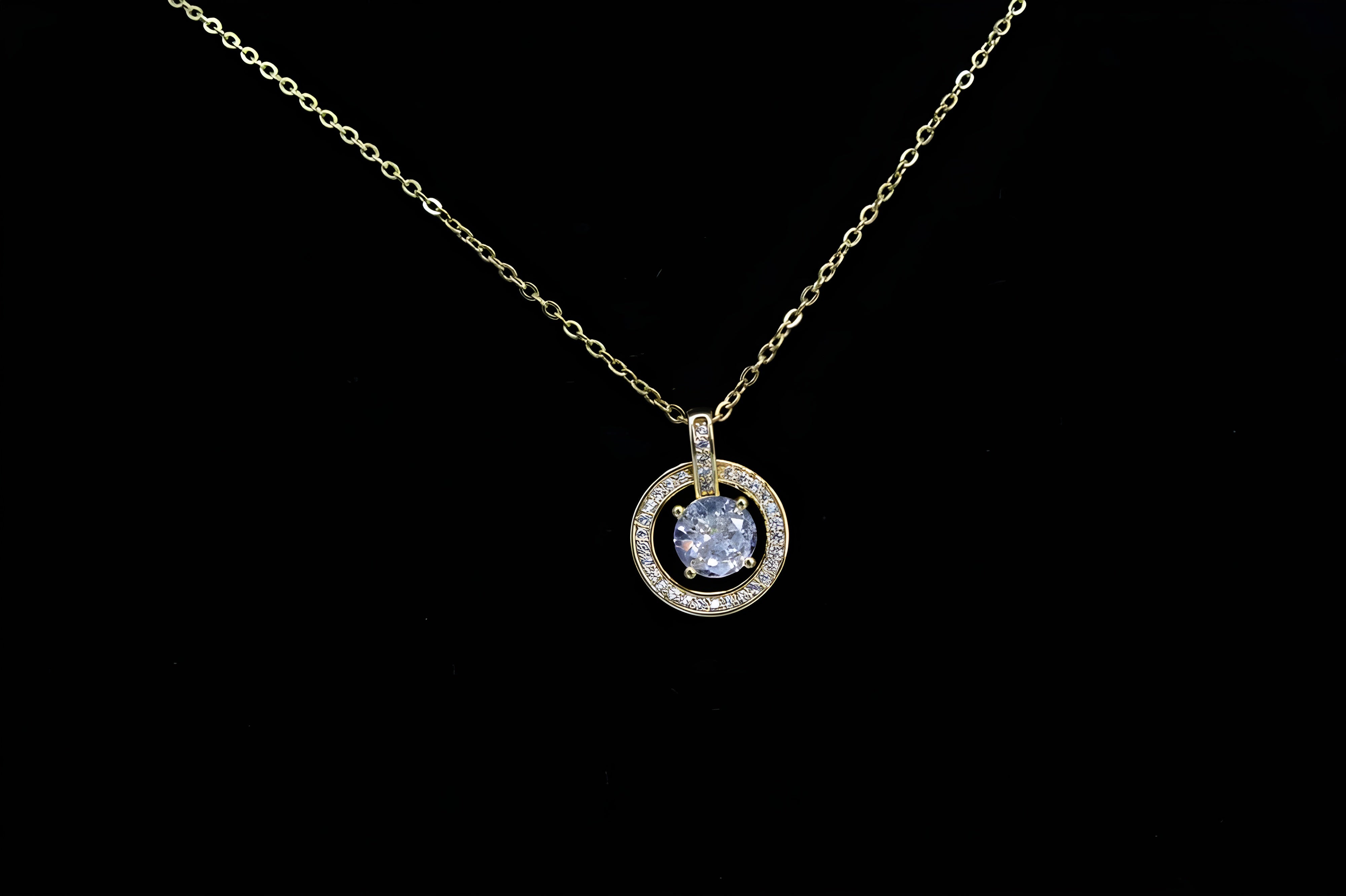 Golden Halo Crystal Pendant Set