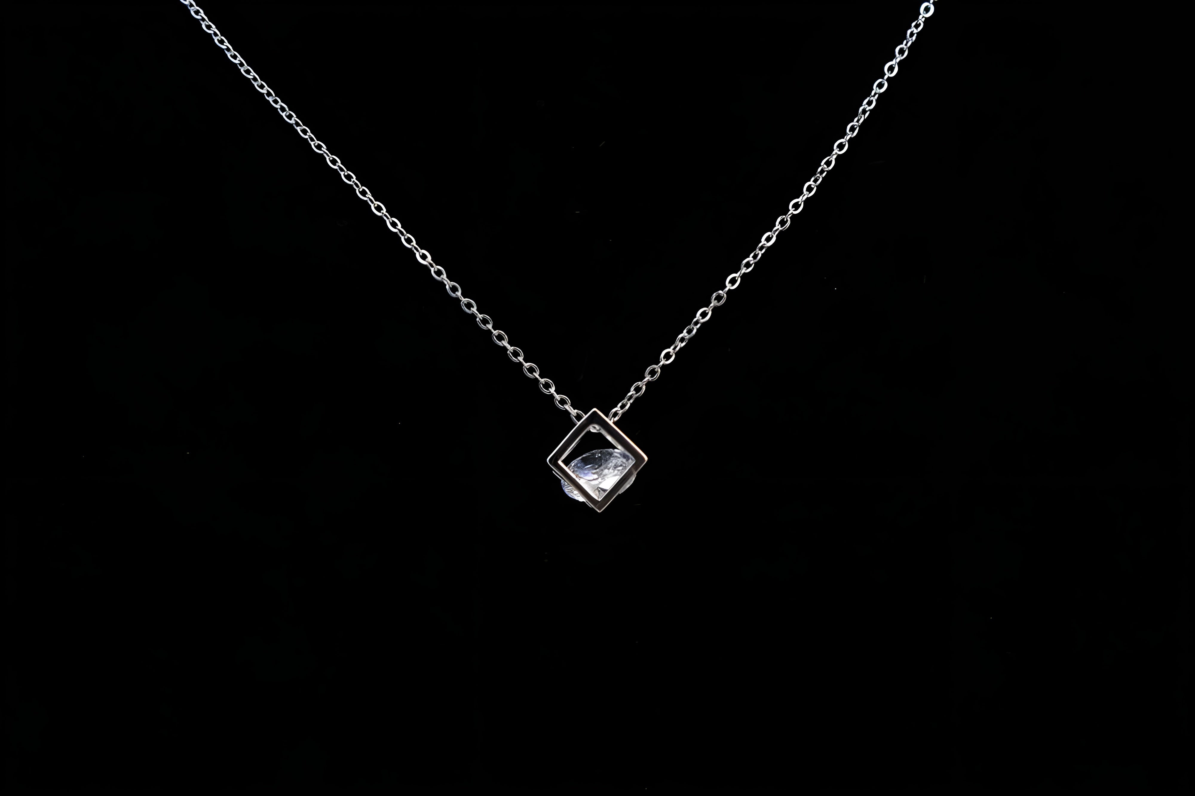 Silver Elegance Cube Pendant Set