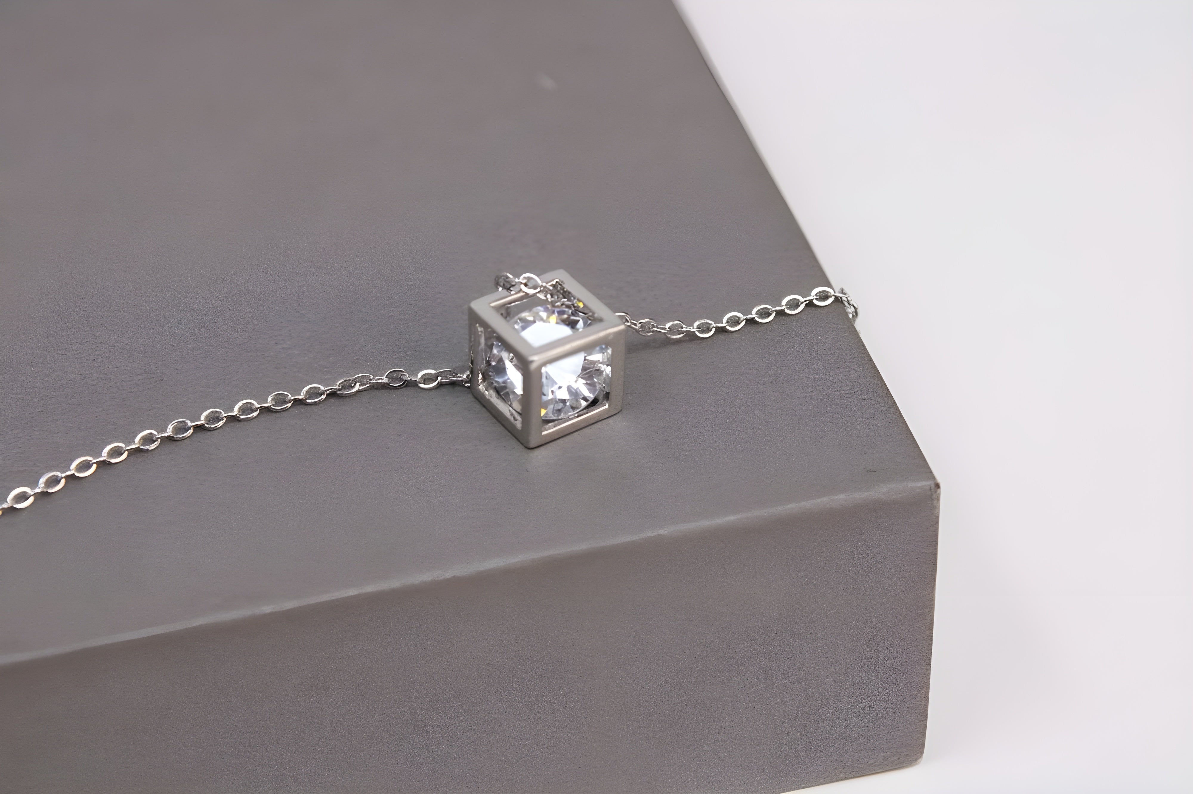 Silver Elegance Cube Pendant Set