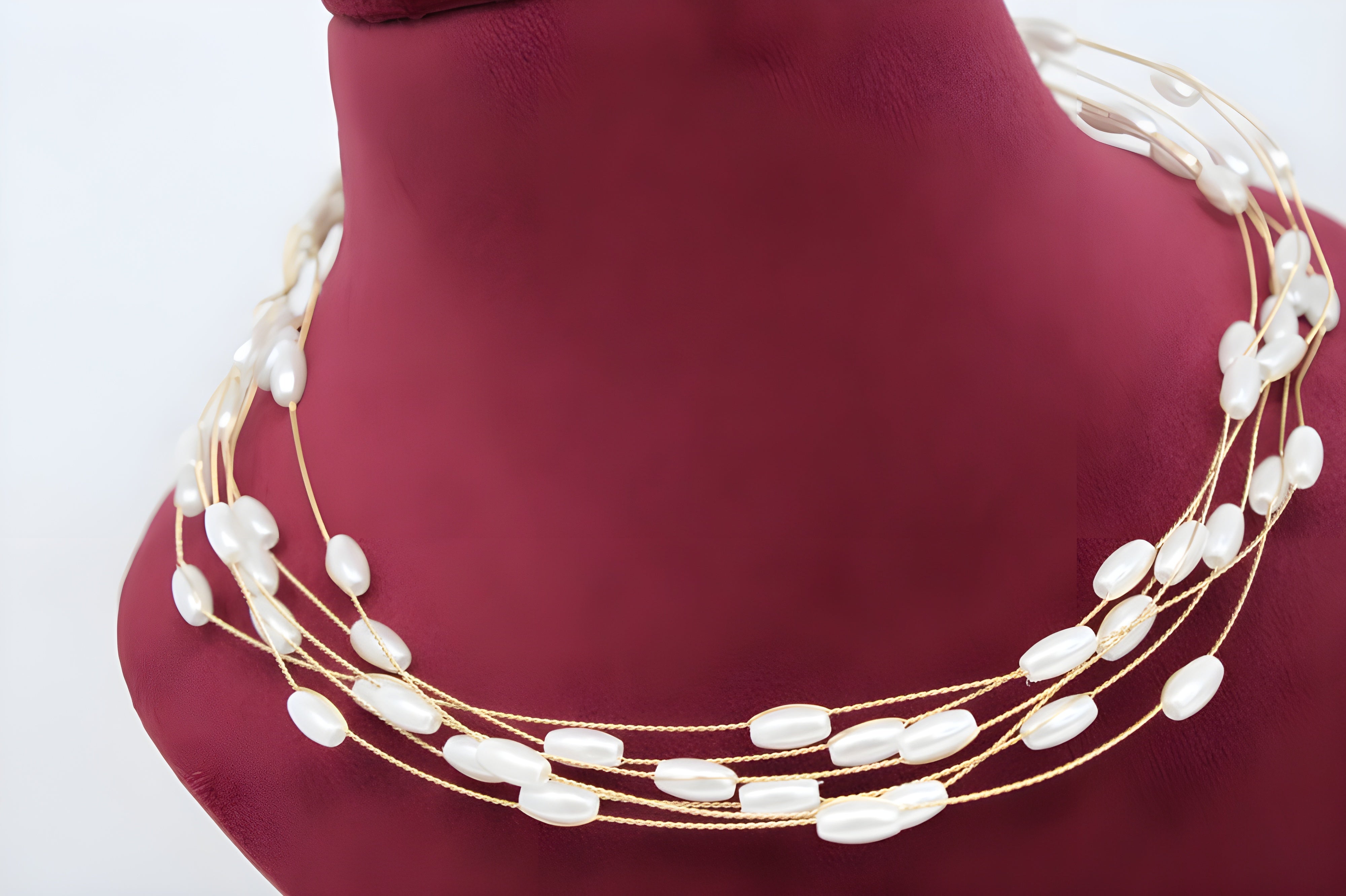 Golden Pearl Elegance Necklace