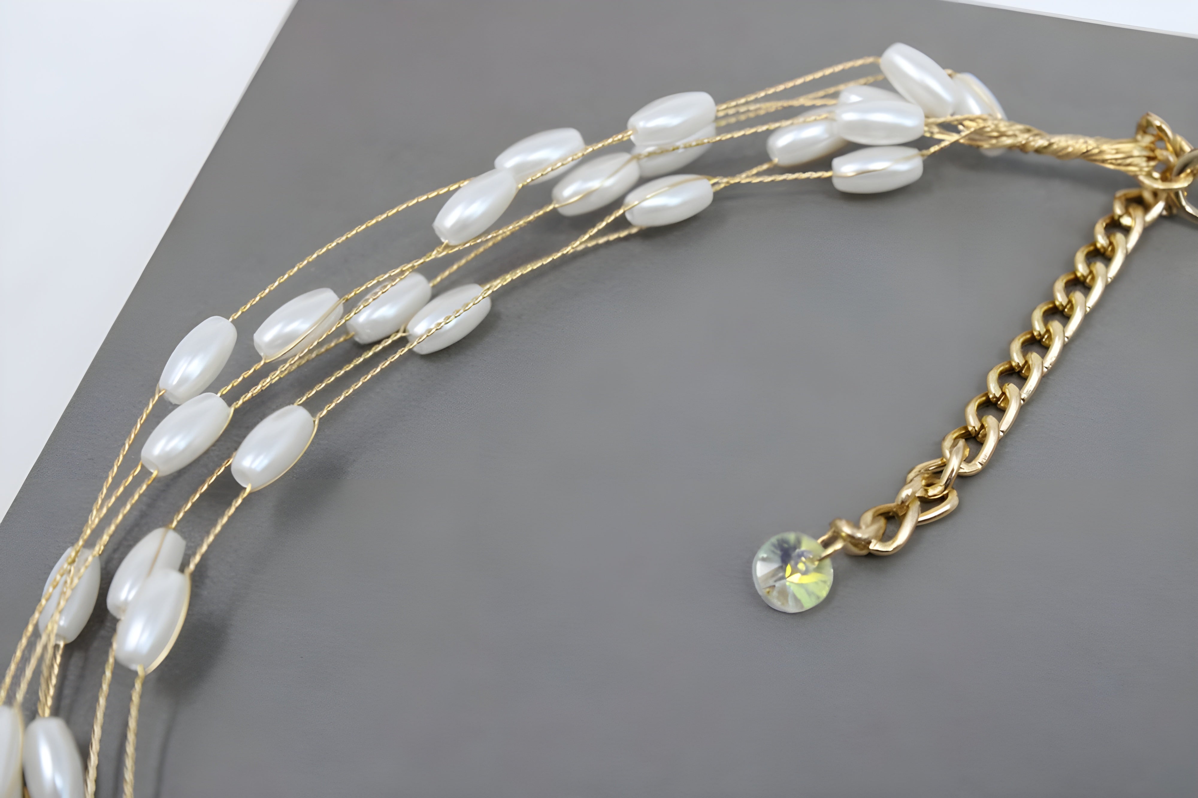 Golden Pearl Elegance Necklace