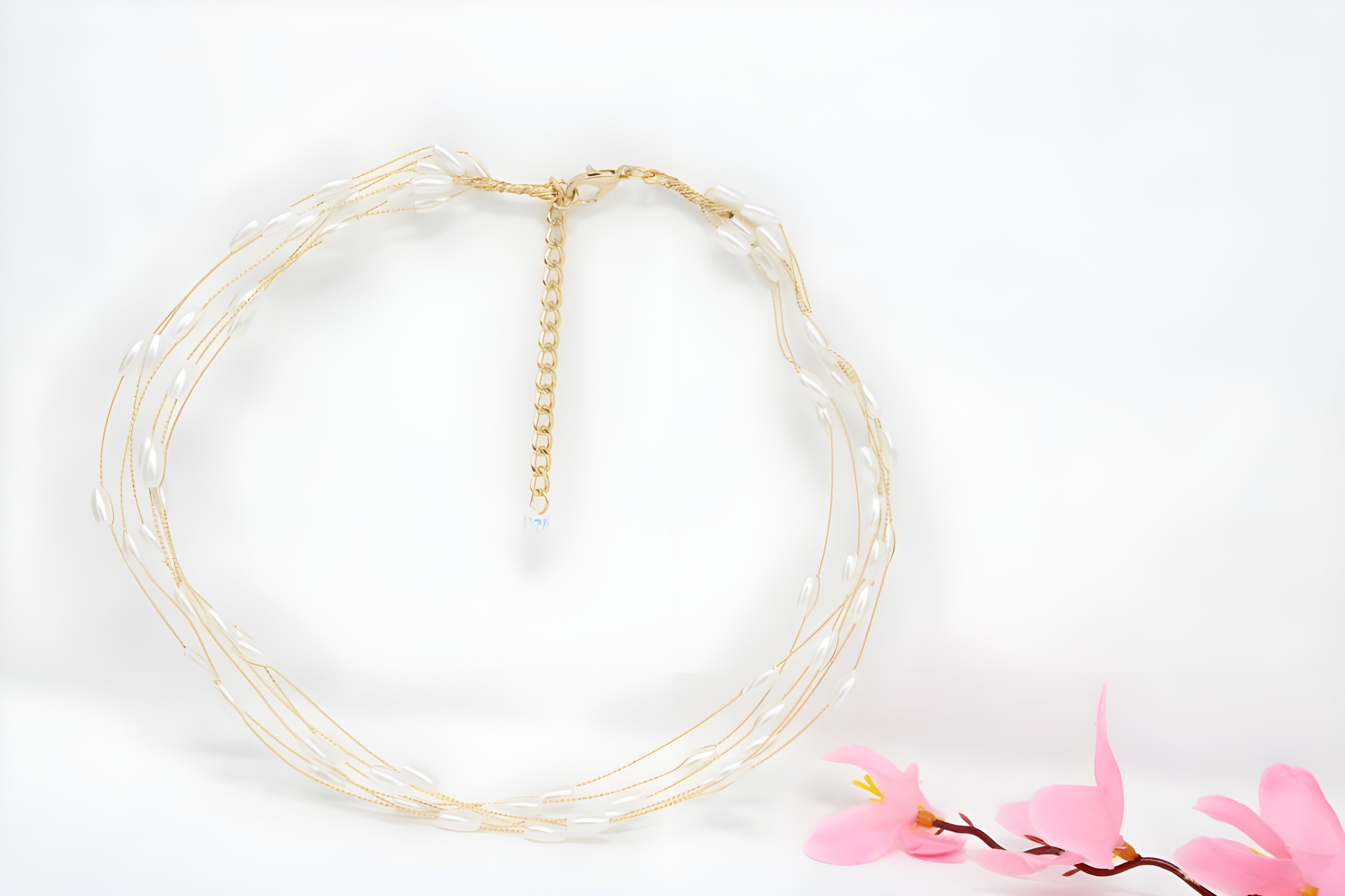 Golden Pearl Elegance Necklace