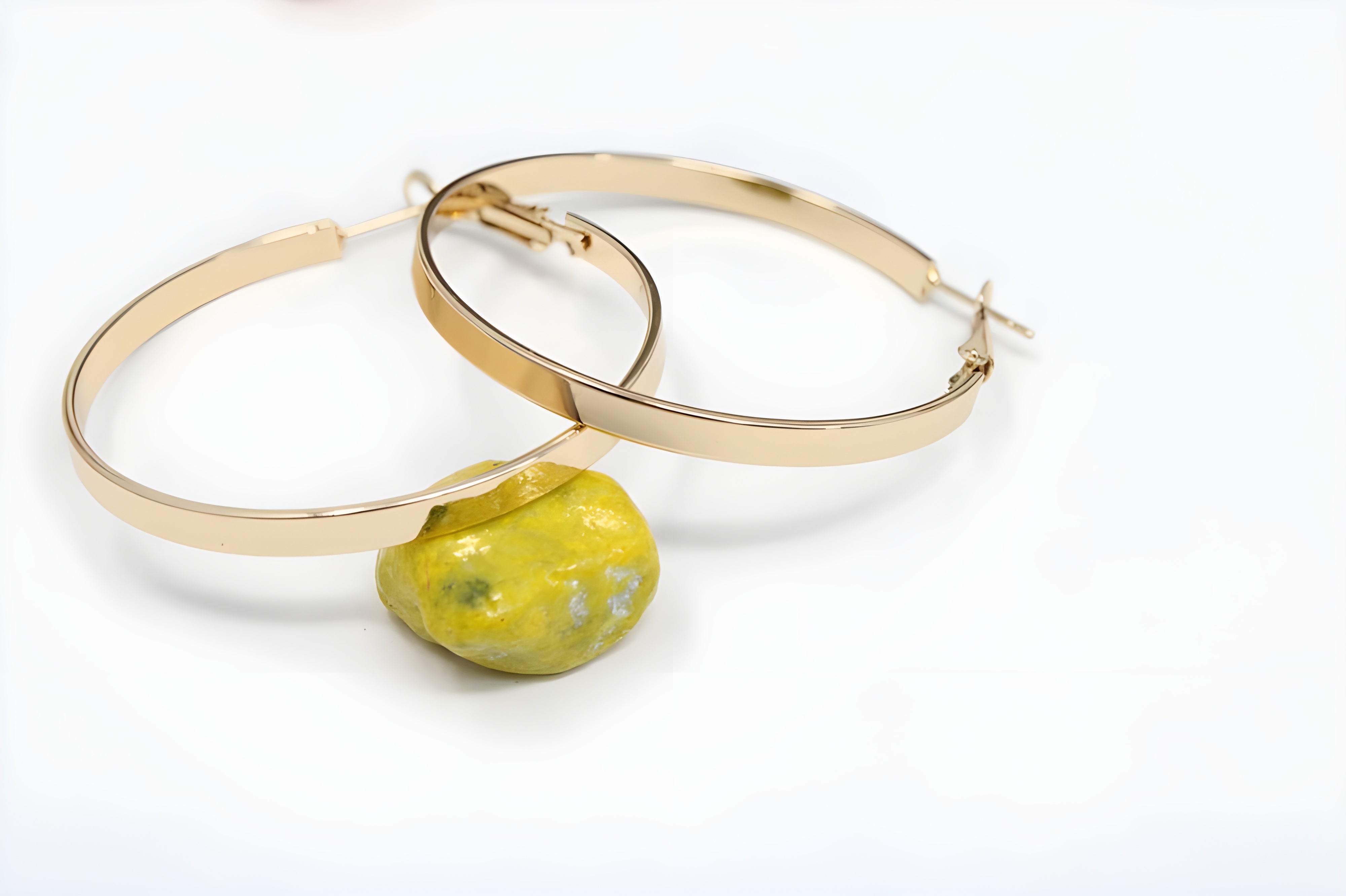 Endless Embrace: Gold Huggie Hoop Earrings