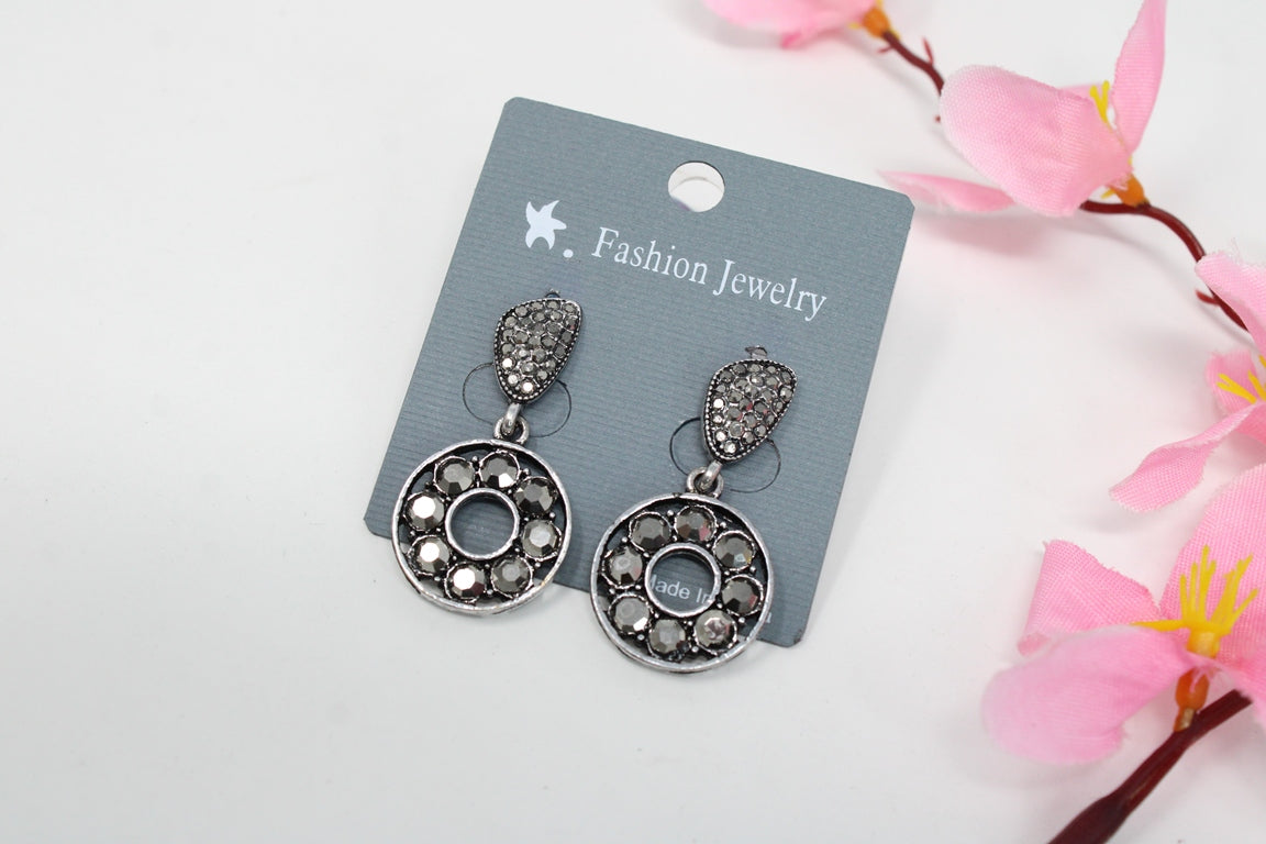 Sparkle Elegance: Luxury Crystal Zirconia Dangle Earrings