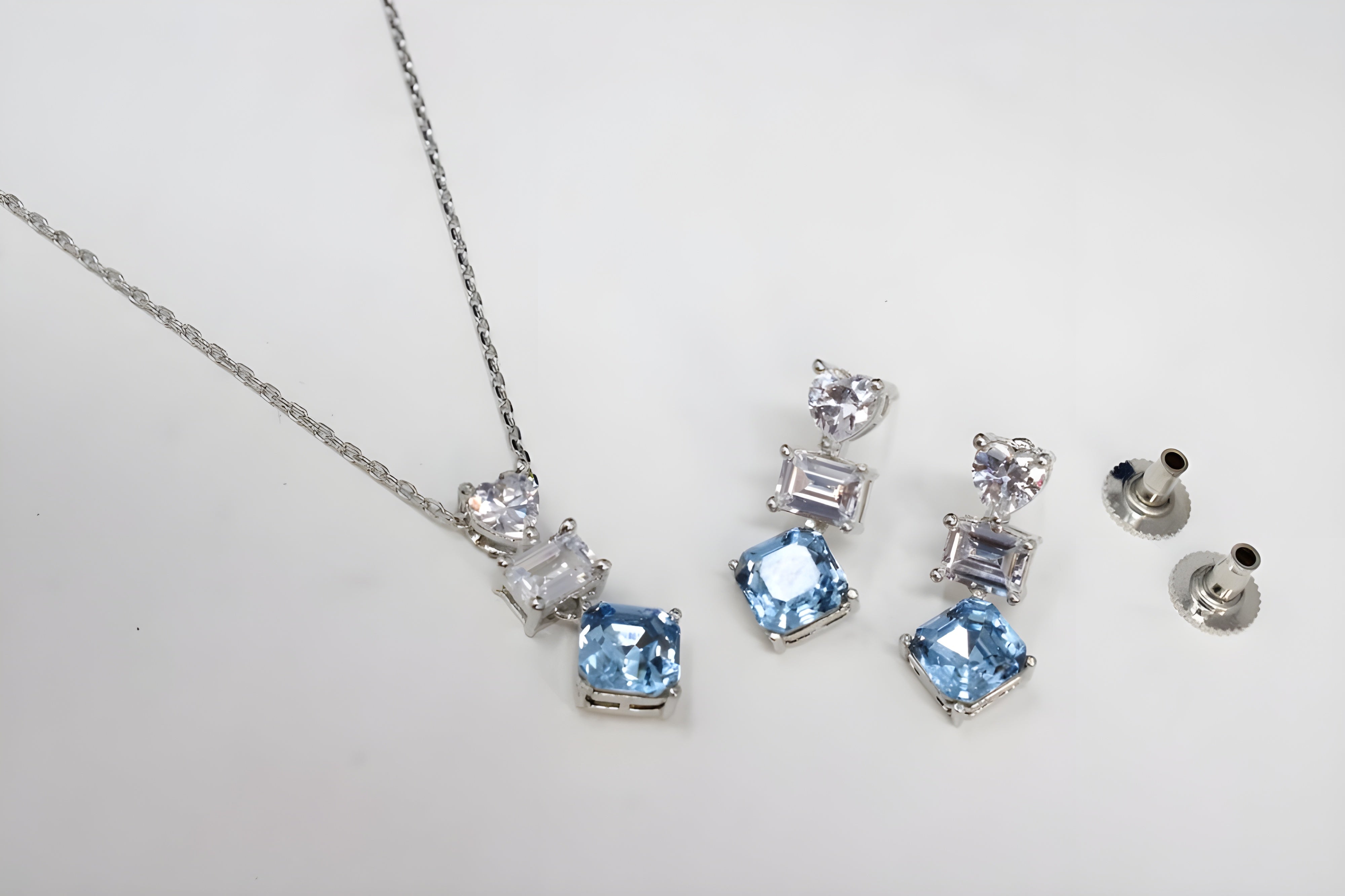 Royal Elegance Square Crystal Pendant Set