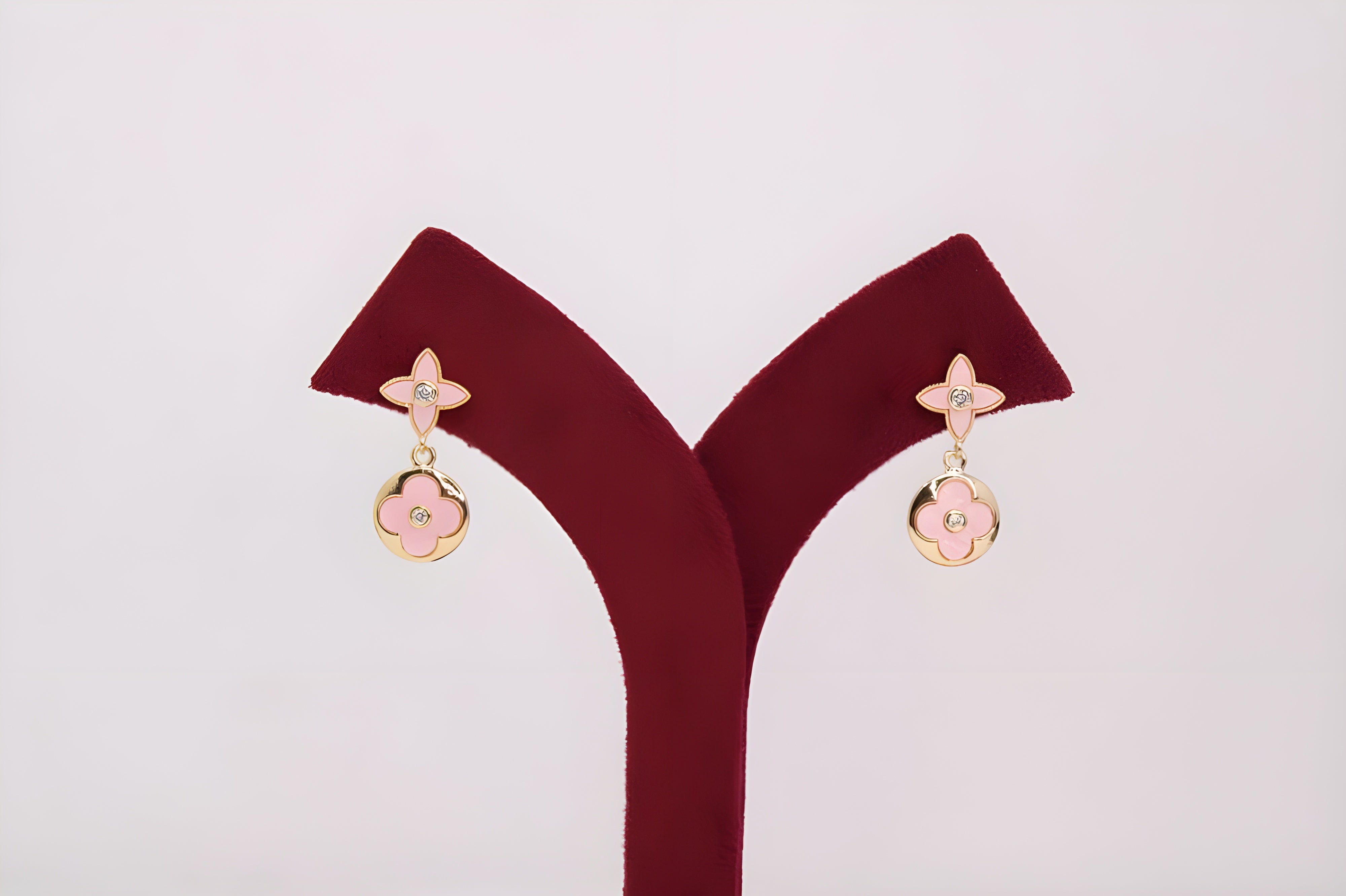 Sparkling Fortune Four-Leaf Earrings