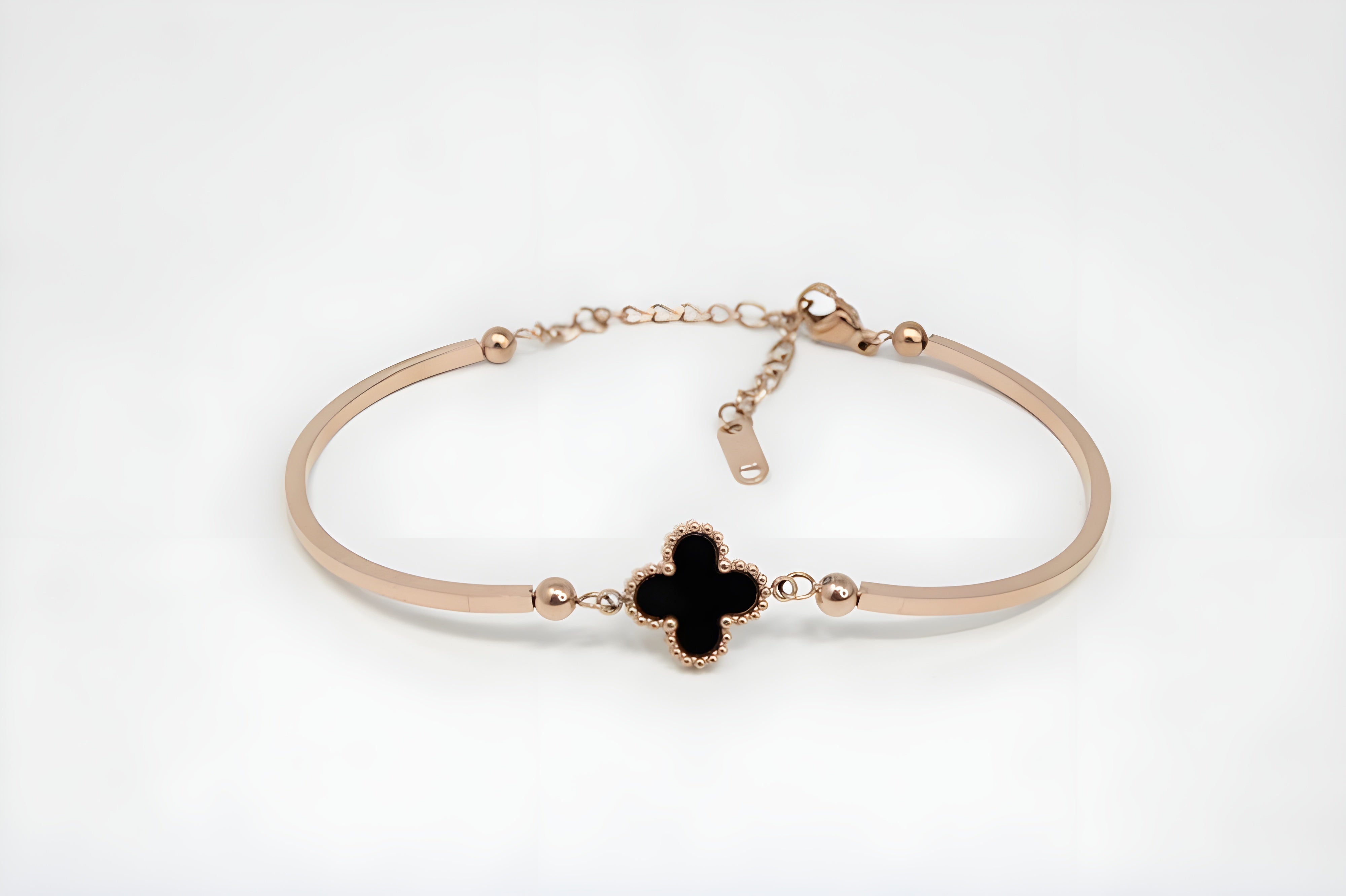 Radiant Golden Leaf Embrace Bracelet