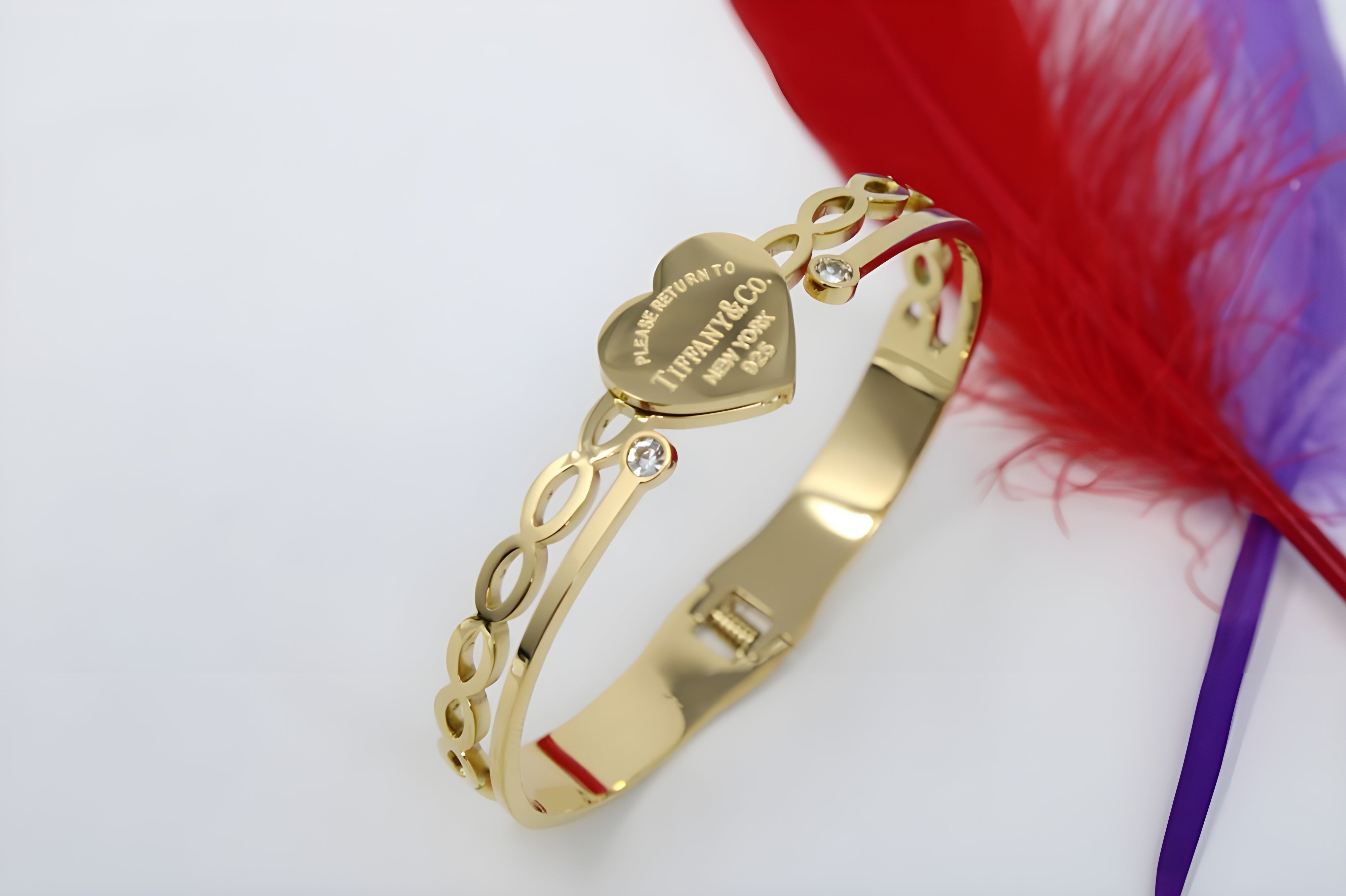 Golden Heart Radiance Bracelet