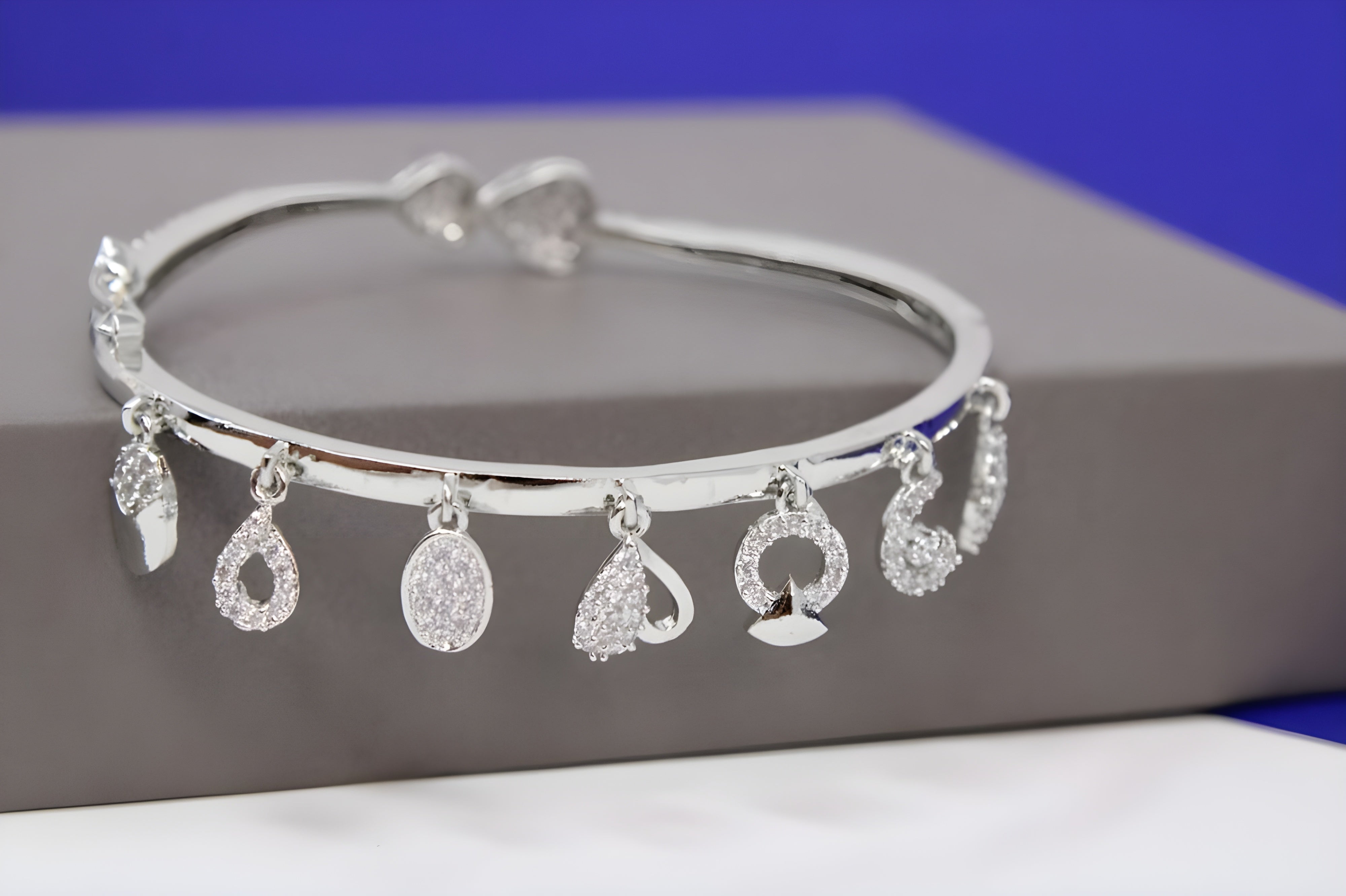 Heartfelt Splendor Bracelet