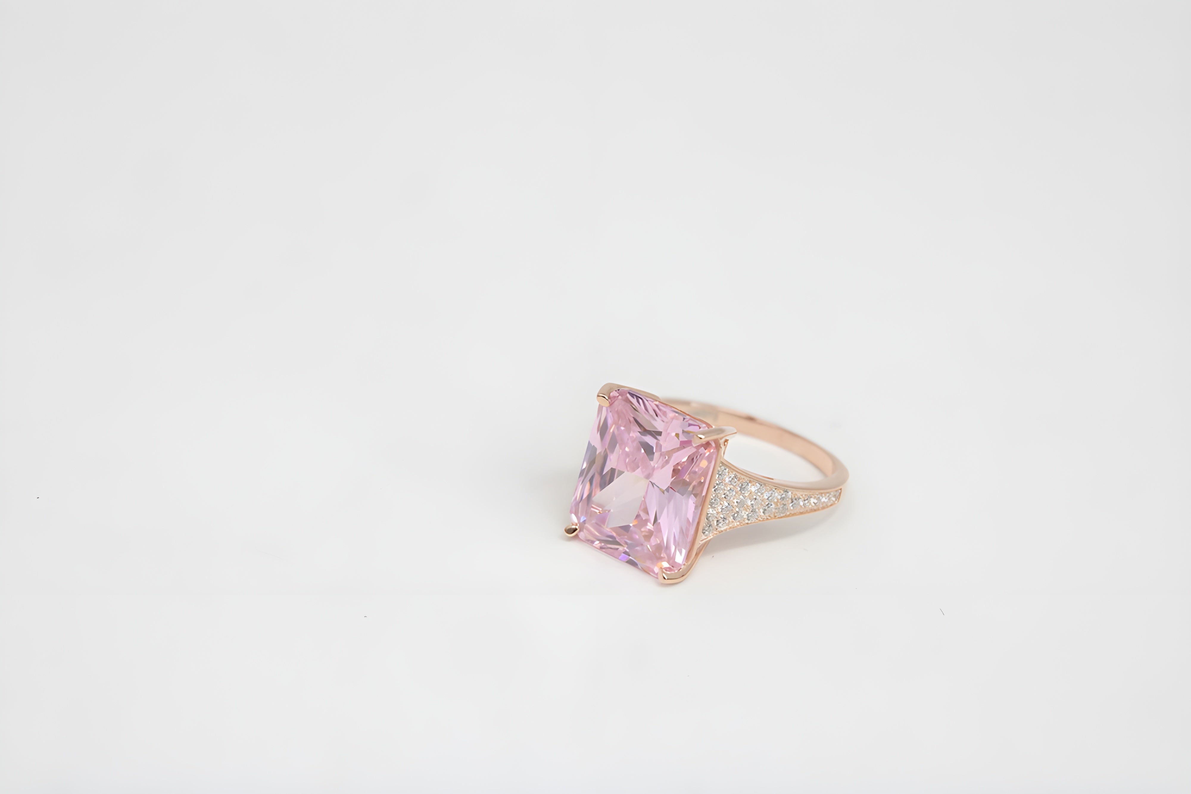 Copper Gold Elegance VeeLux Premium Crystal Ring