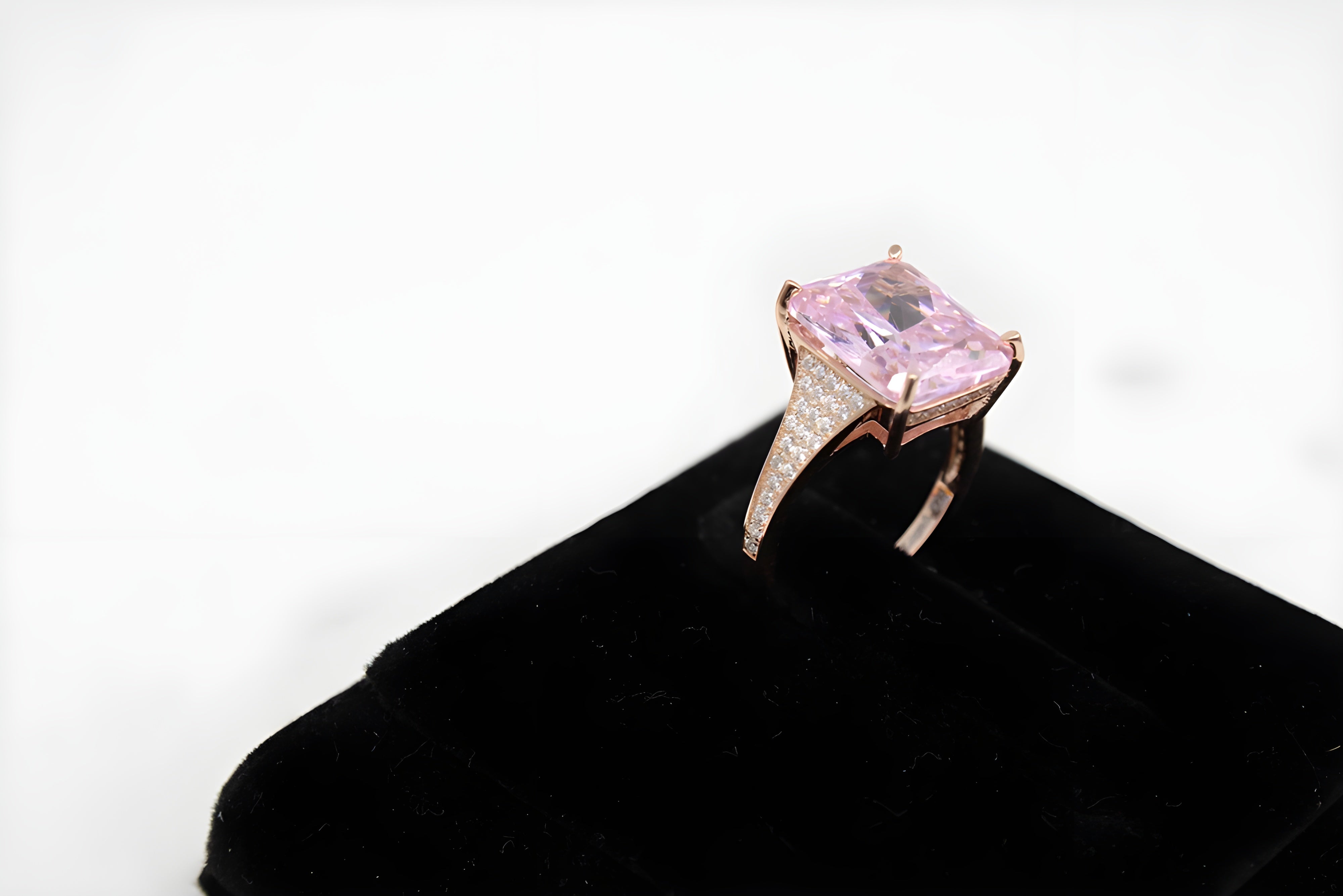 Copper Gold Elegance VeeLux Premium Crystal Ring