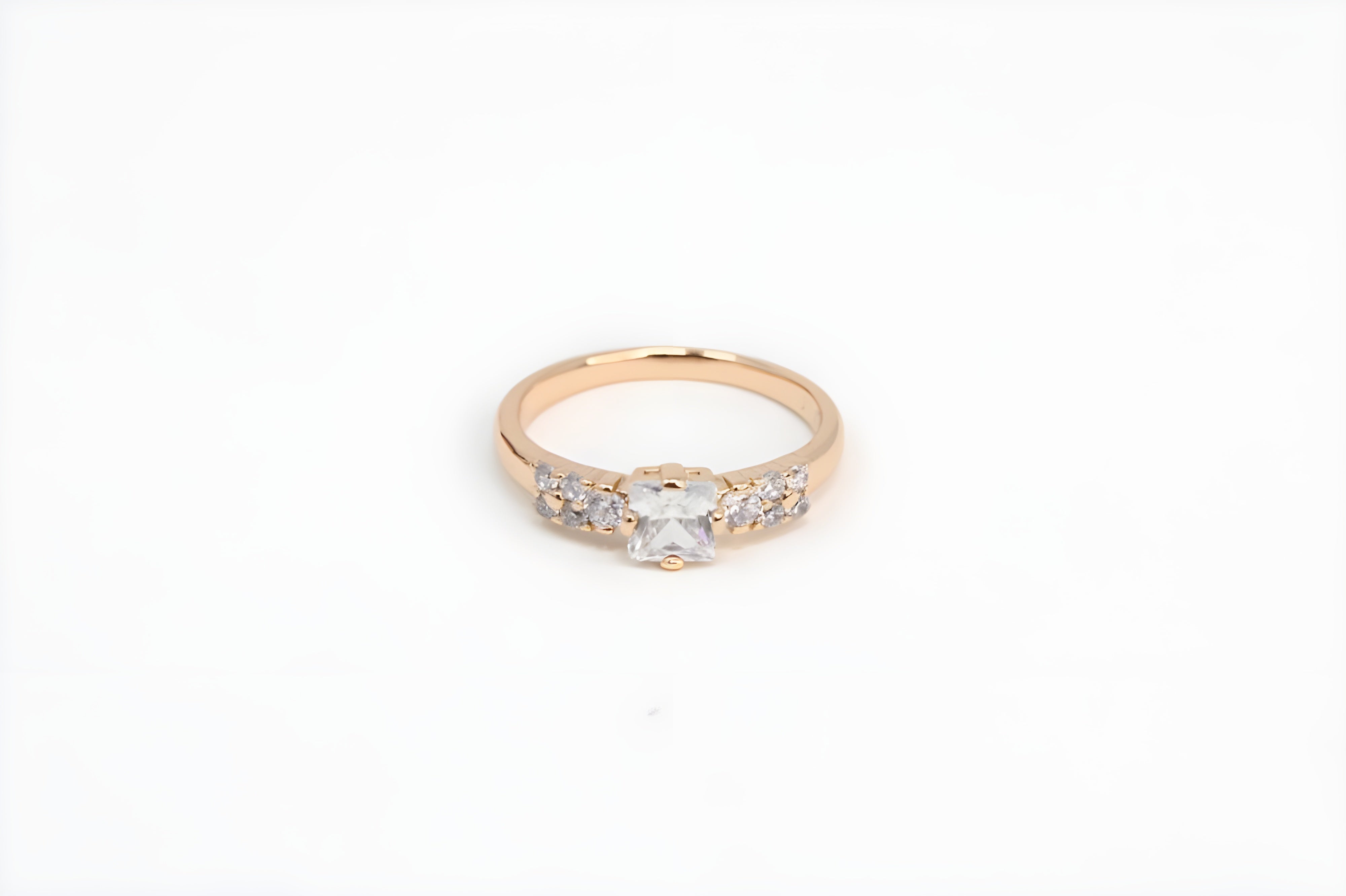 Golden Crystal Elegance Ring