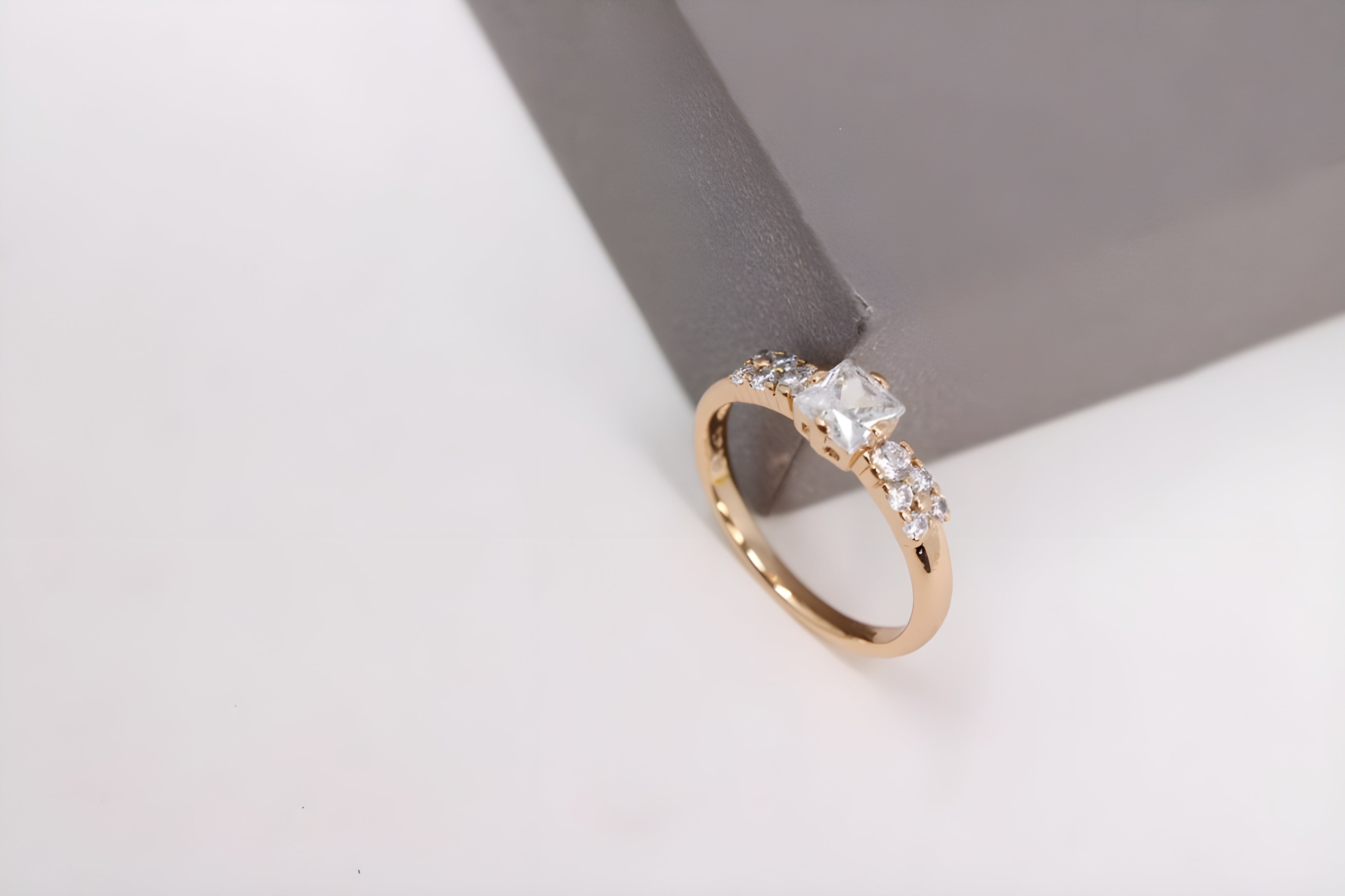 Golden Crystal Elegance Ring