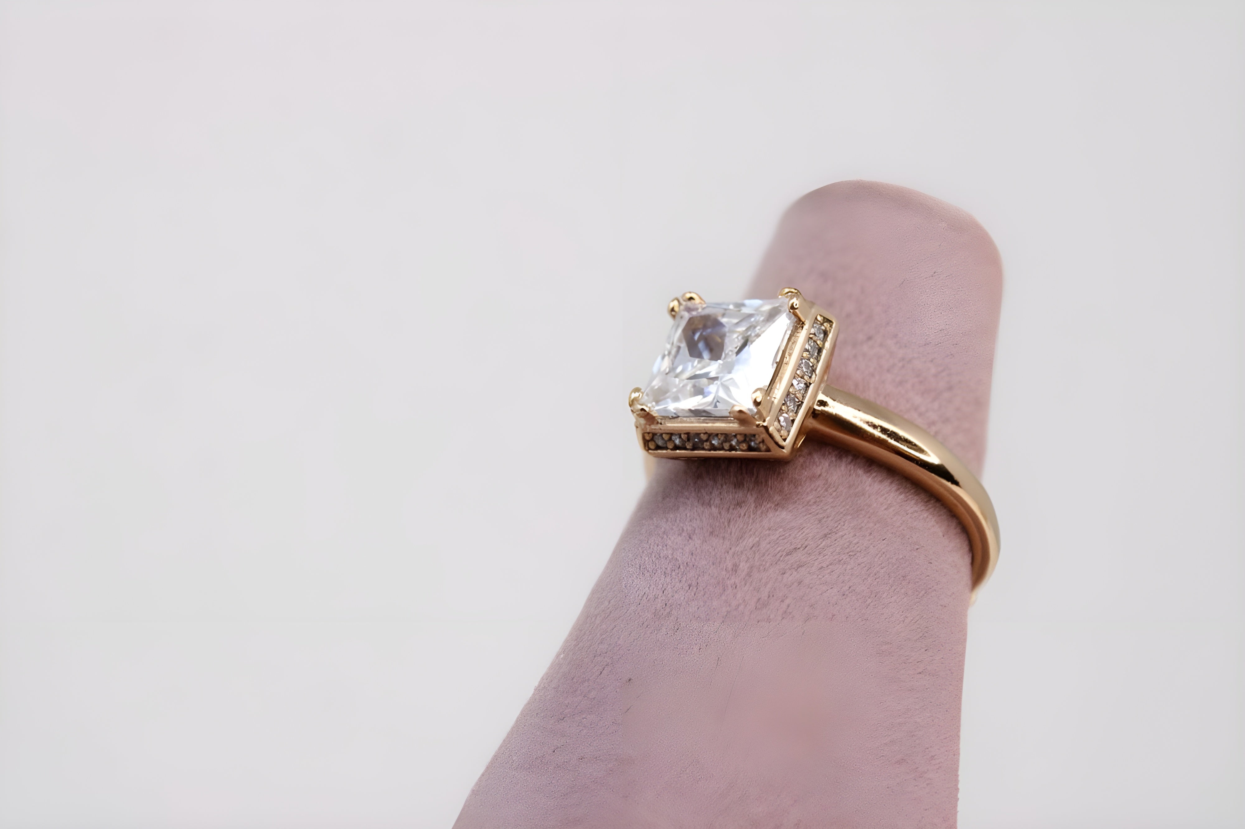 Golden Solitaire Crystal Ring