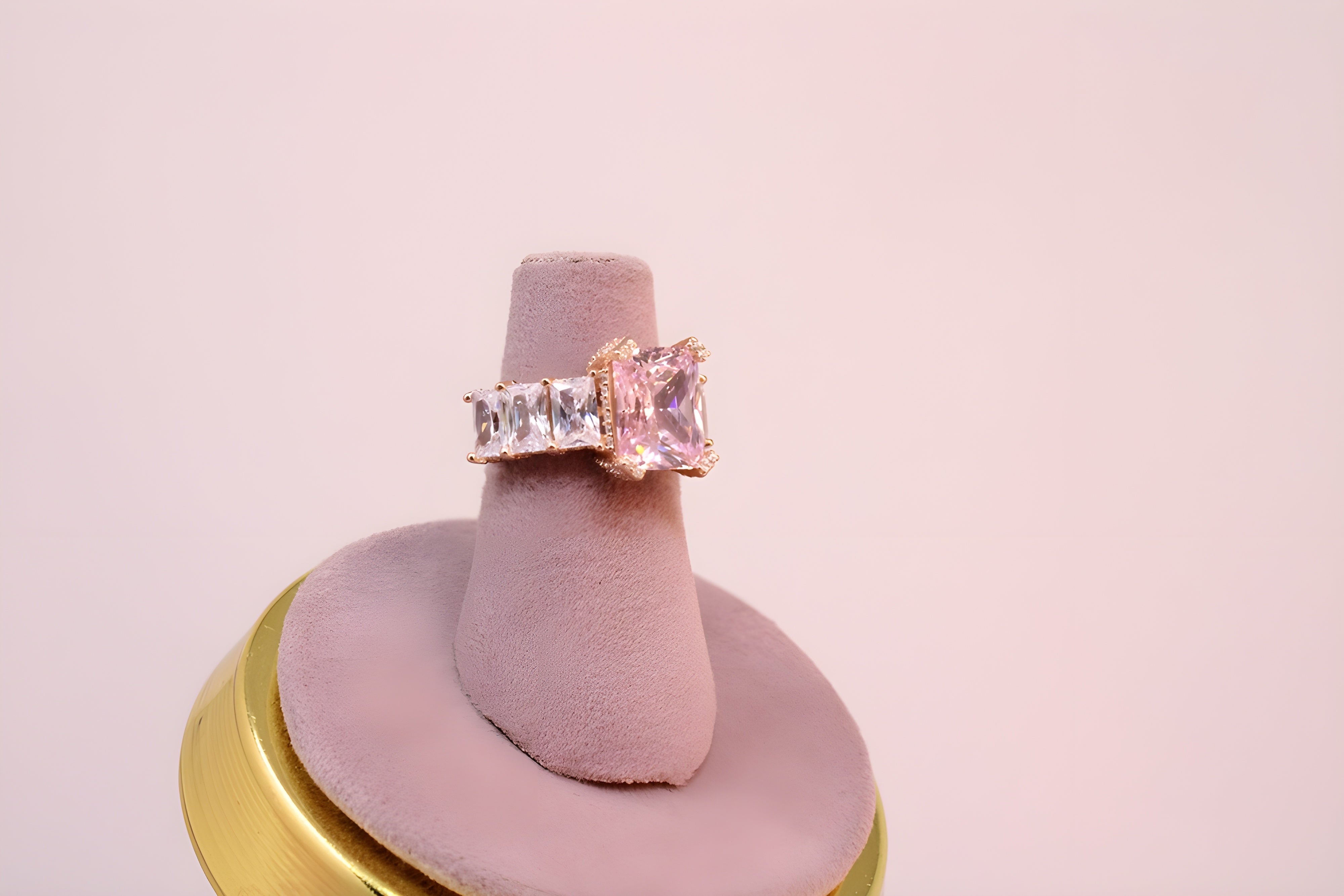 Radiant Gold Bloom VeeLux Premium Crystal Ring