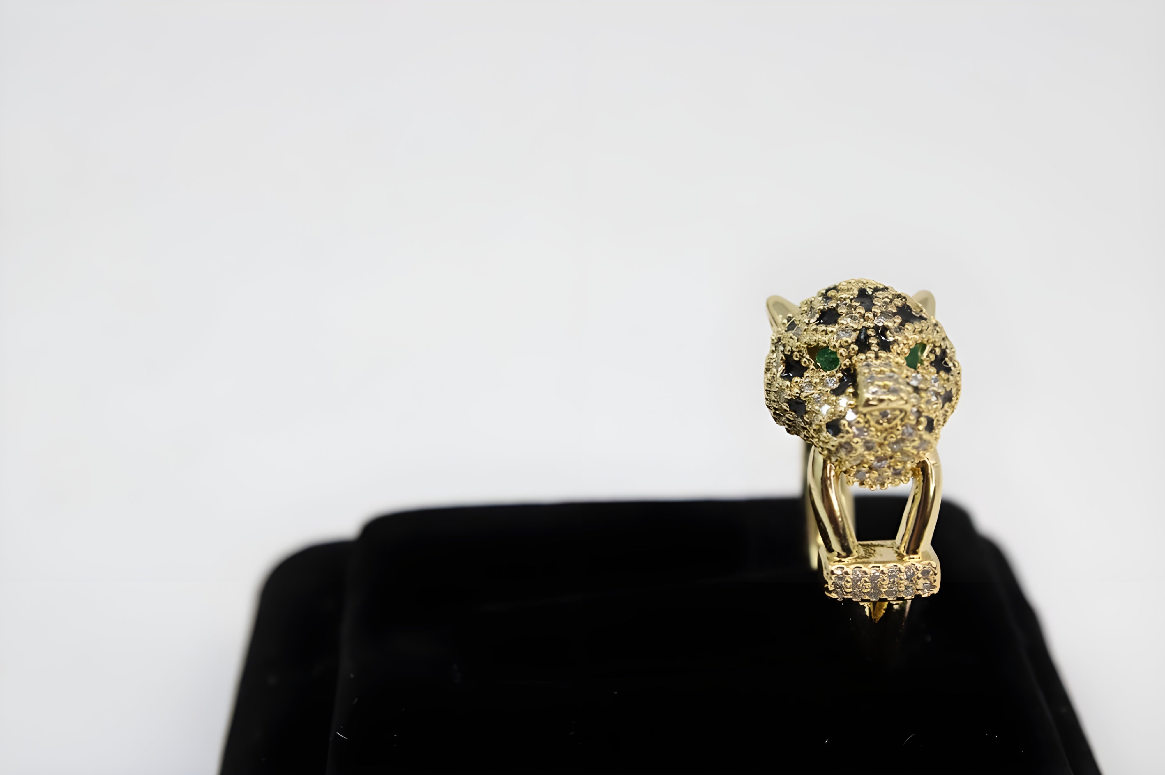 Golden Panther Crystal Ring