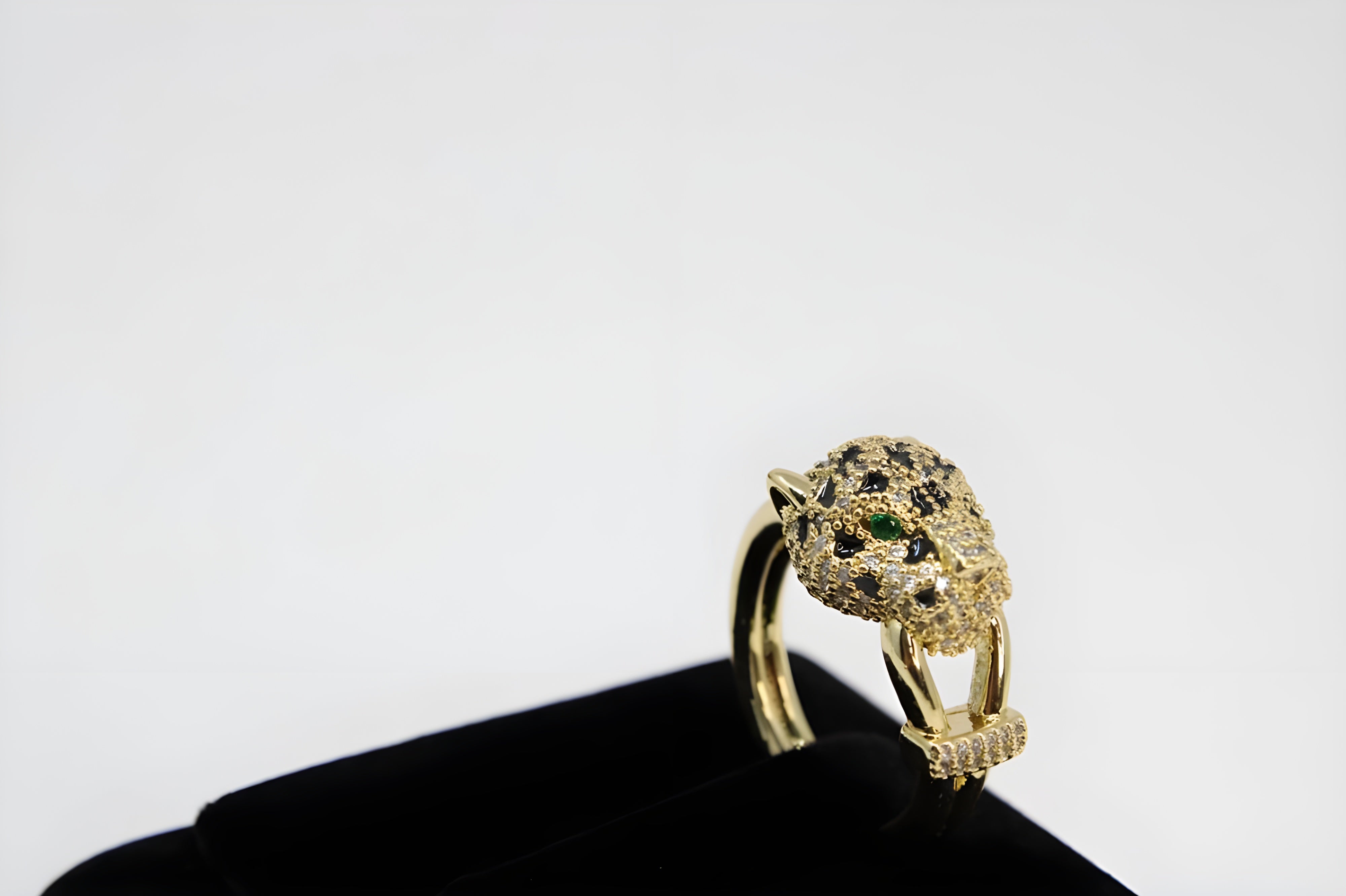 Golden Panther Crystal Ring