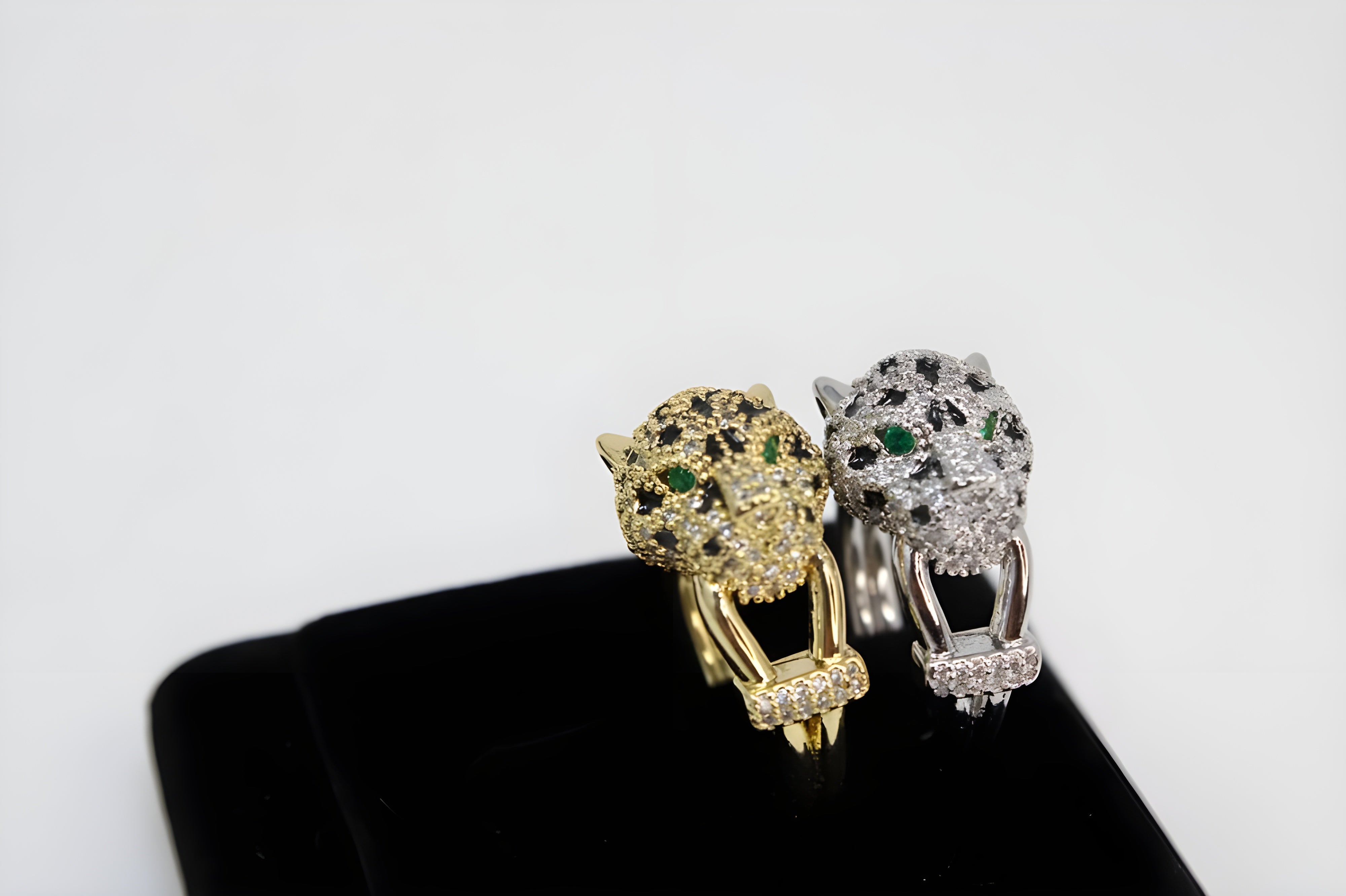 Golden Panther Crystal Ring