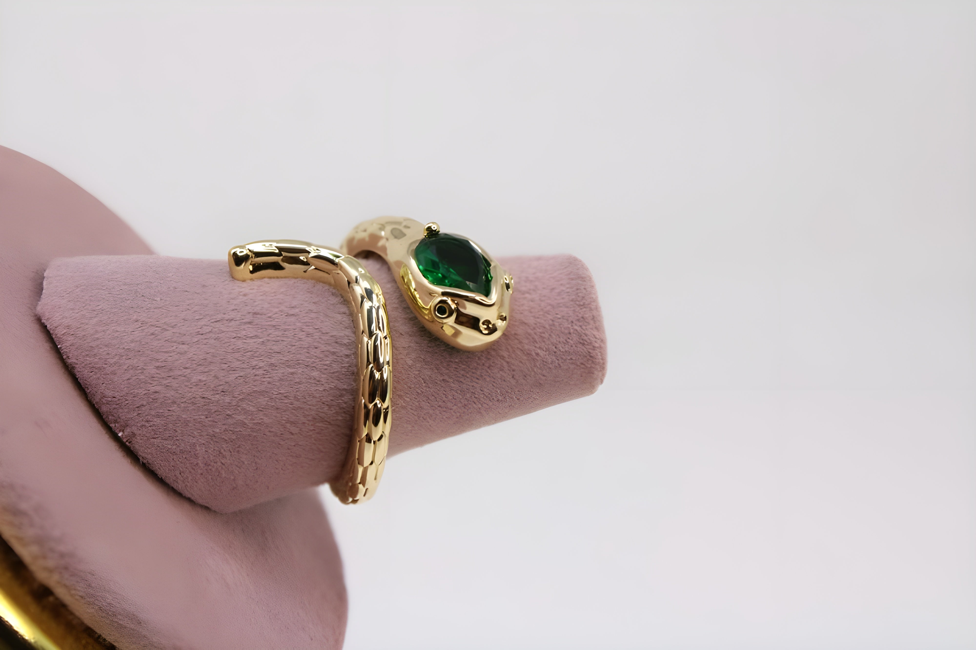 Emerald & Diamond Serpent Crystal Ring