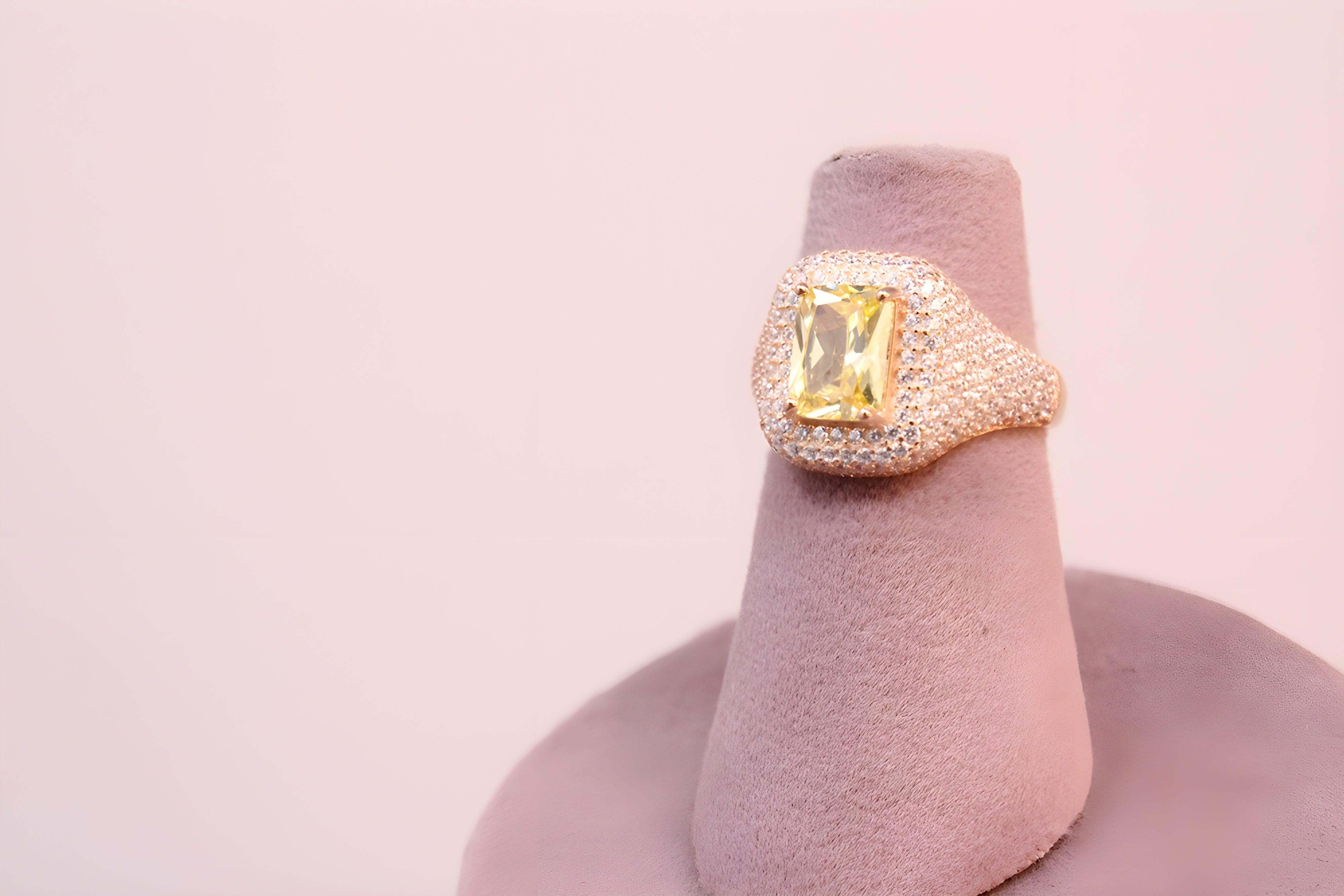 Golden Aura VeeLux Premium Crystal Ring