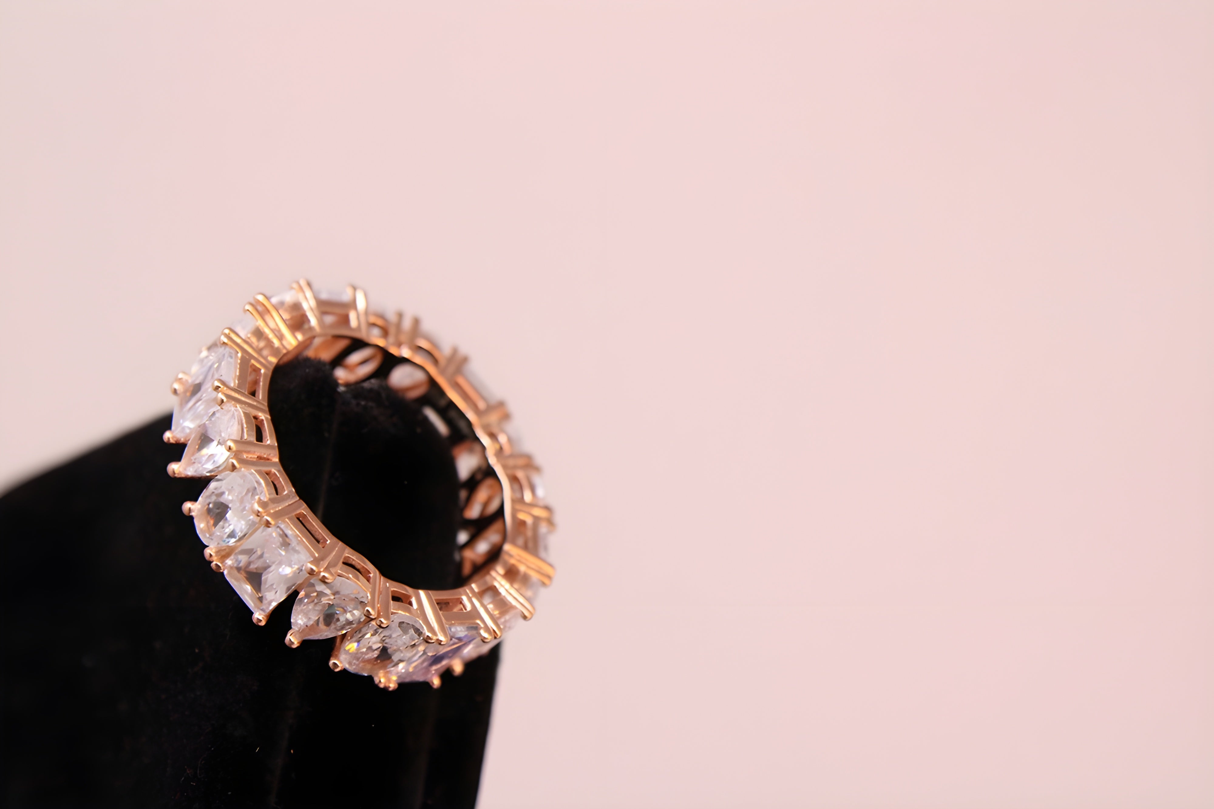 Golden Splendor VeeLux Premium Crystal Ring