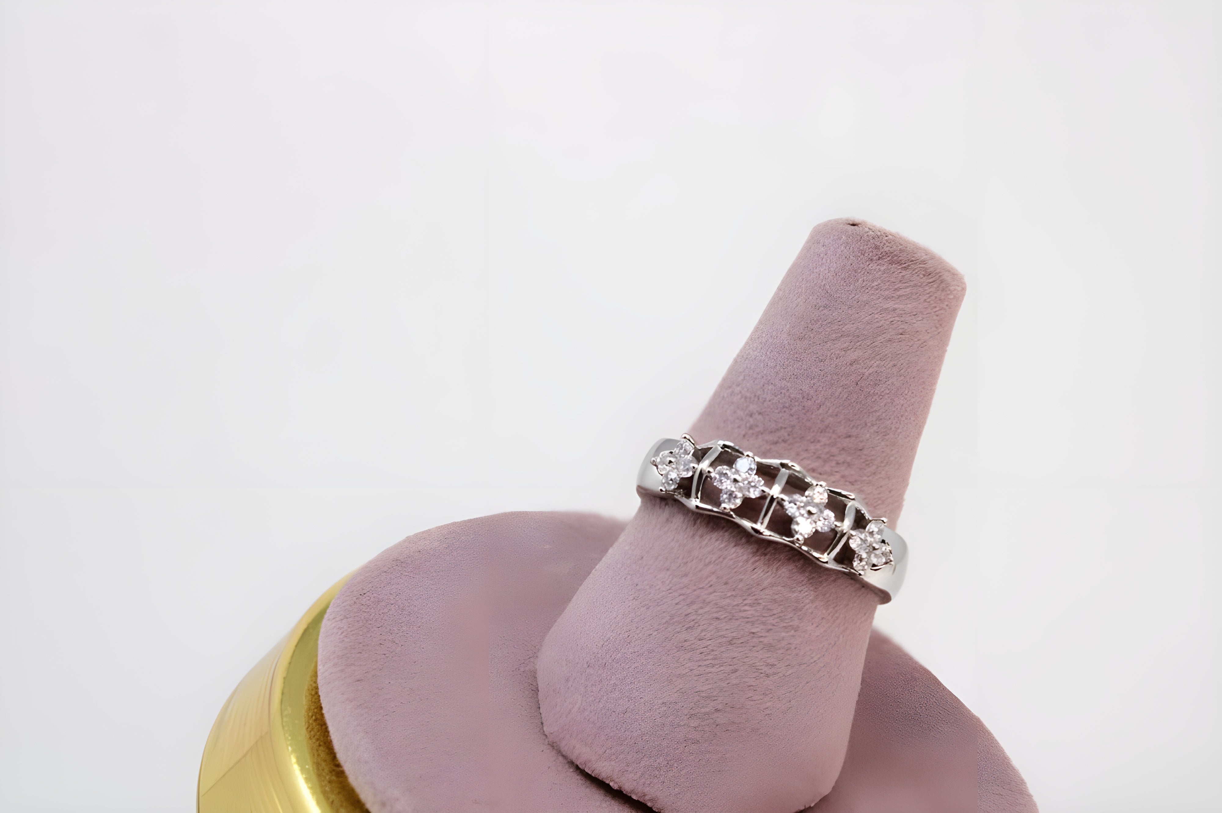 Dazzling Silver Crystal Ring