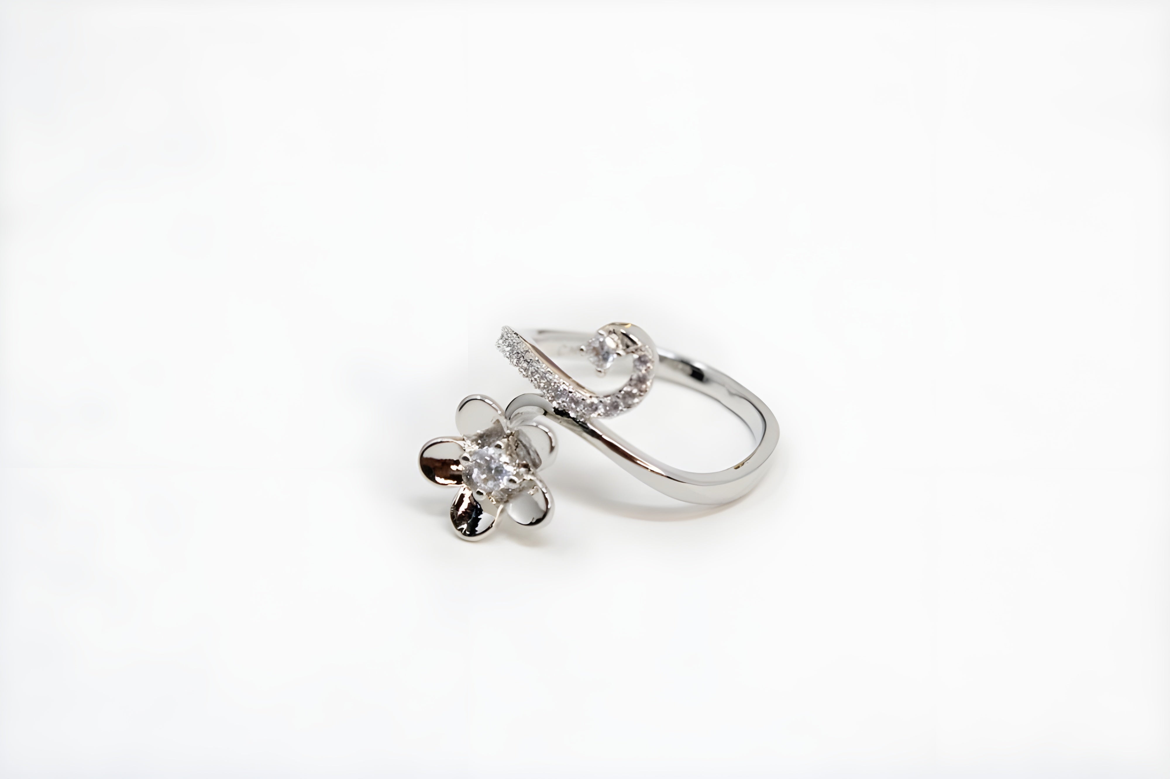 Blossom Radiance Silver Ring