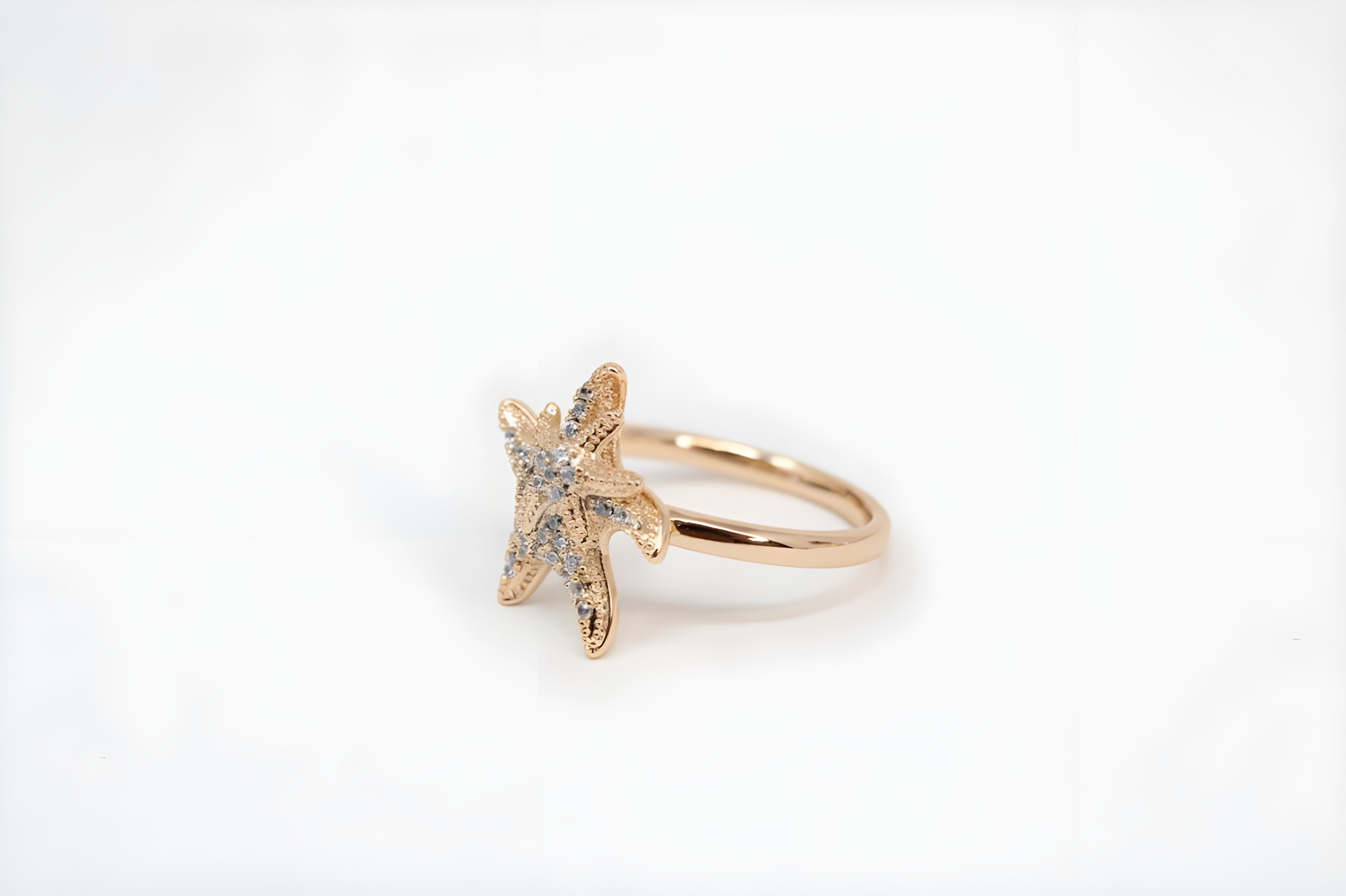 Starlit Seashell Golden Ring