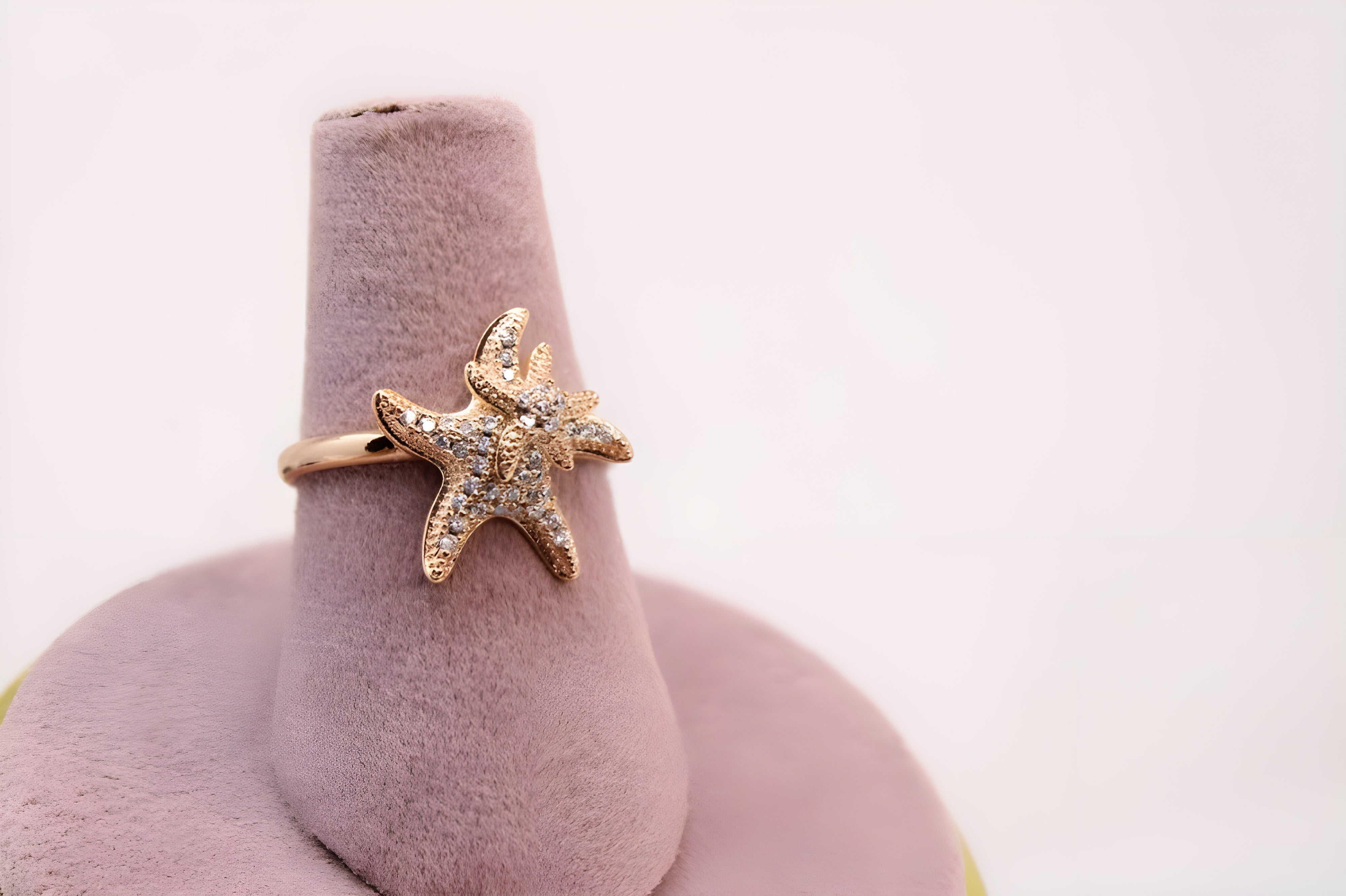 Starlit Seashell Golden Ring