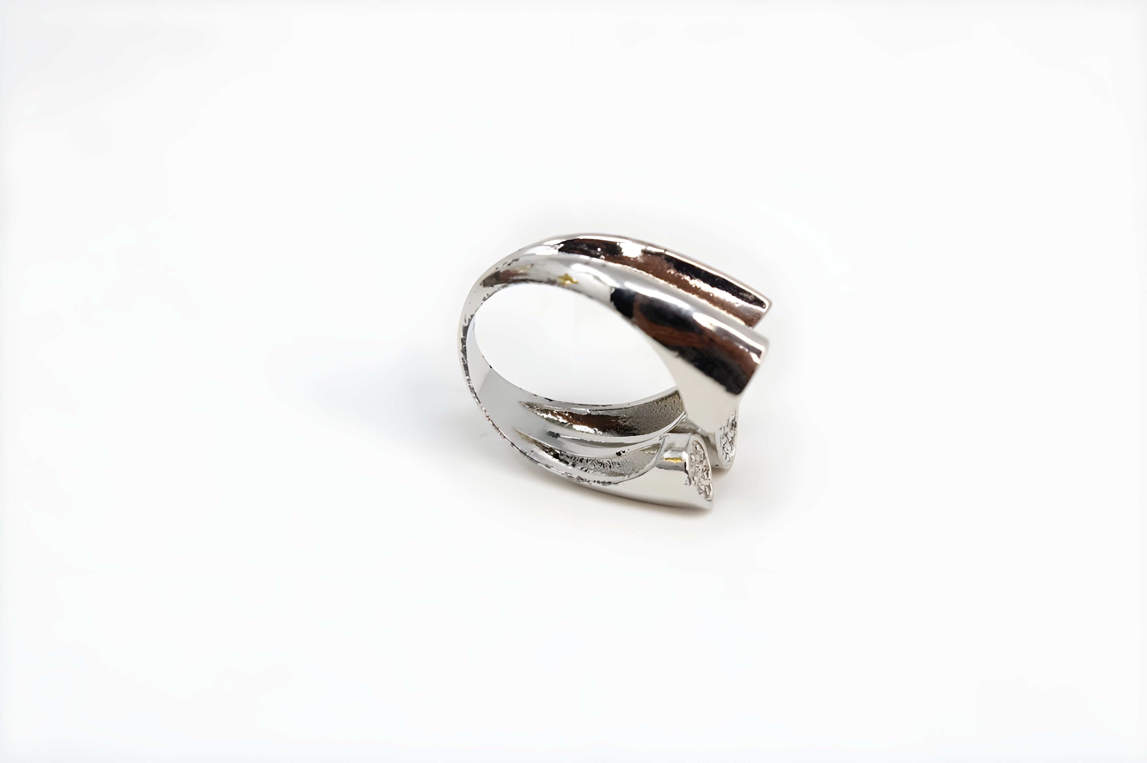 Golden & Silver Dual-Leaf Crystal Ring