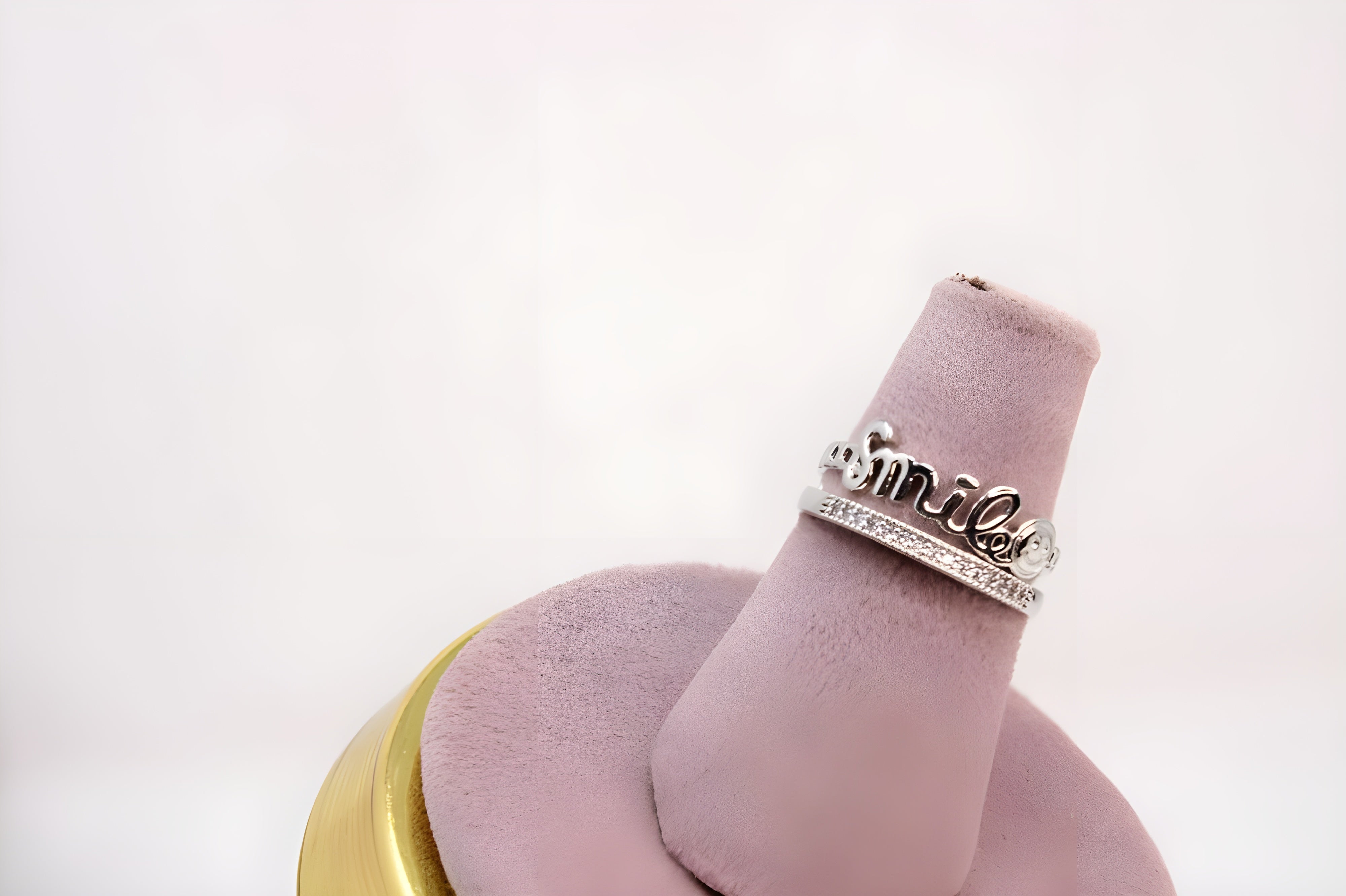 Smiling Elegance Crystal Silver Ring