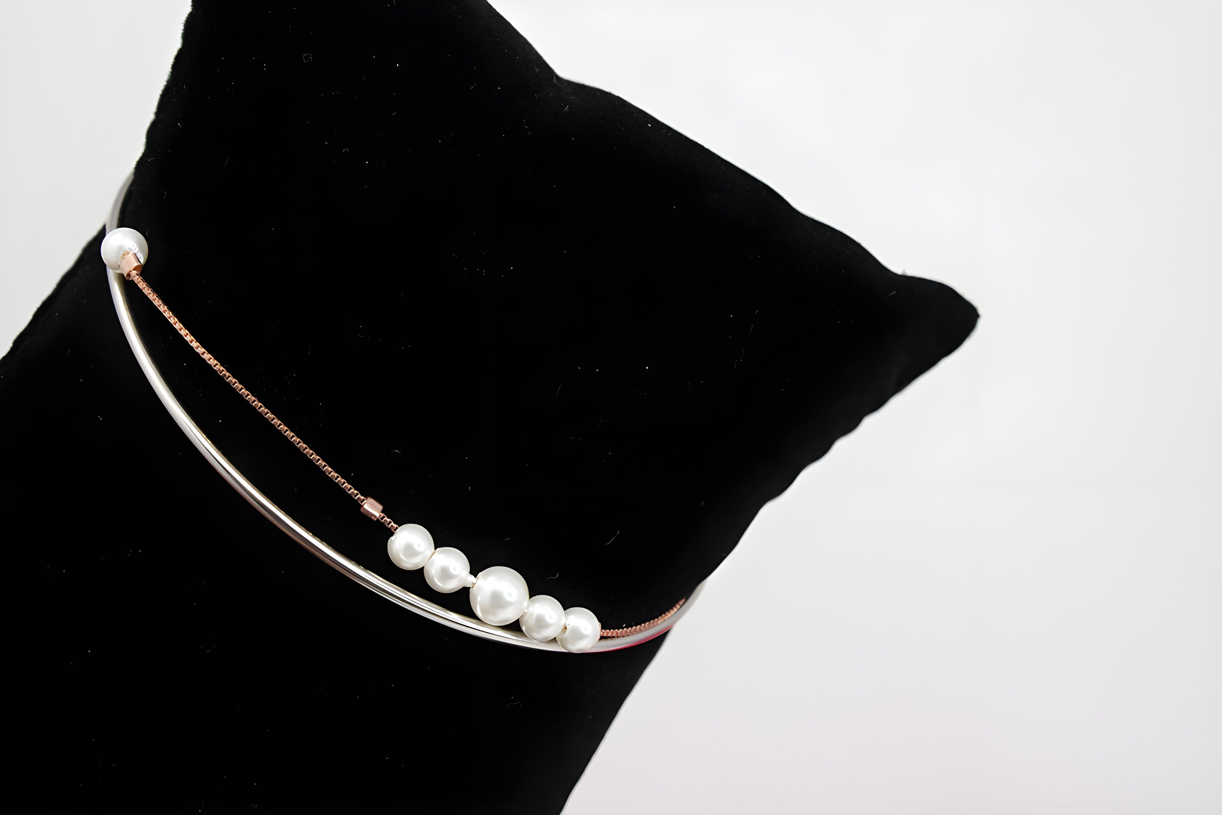 Sterling Silver VeeLux Premium Crystal White Pearl Magnetic Elegance Bracelet