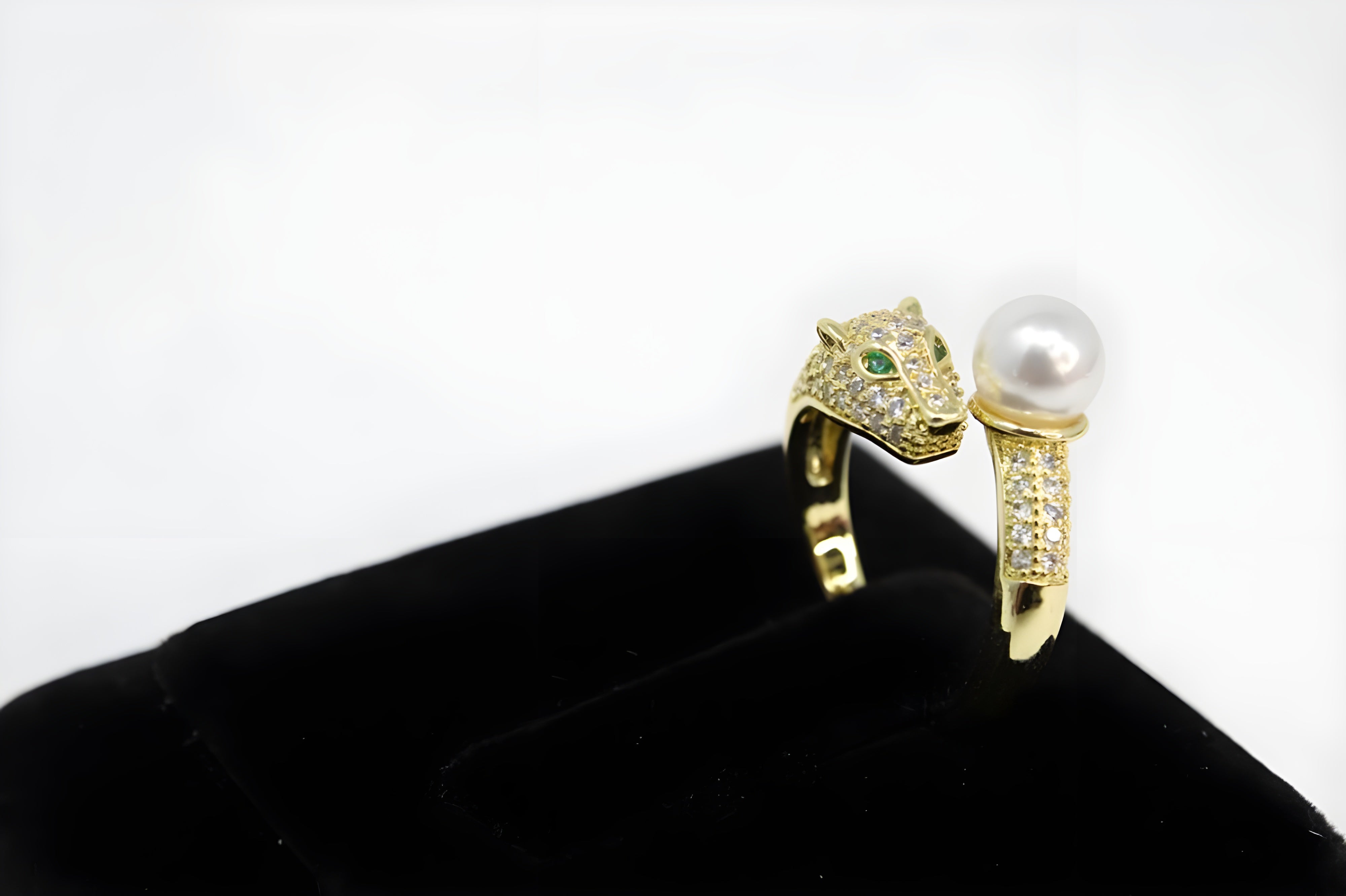 Golden & Silver Panther Pearl Crystal Ring