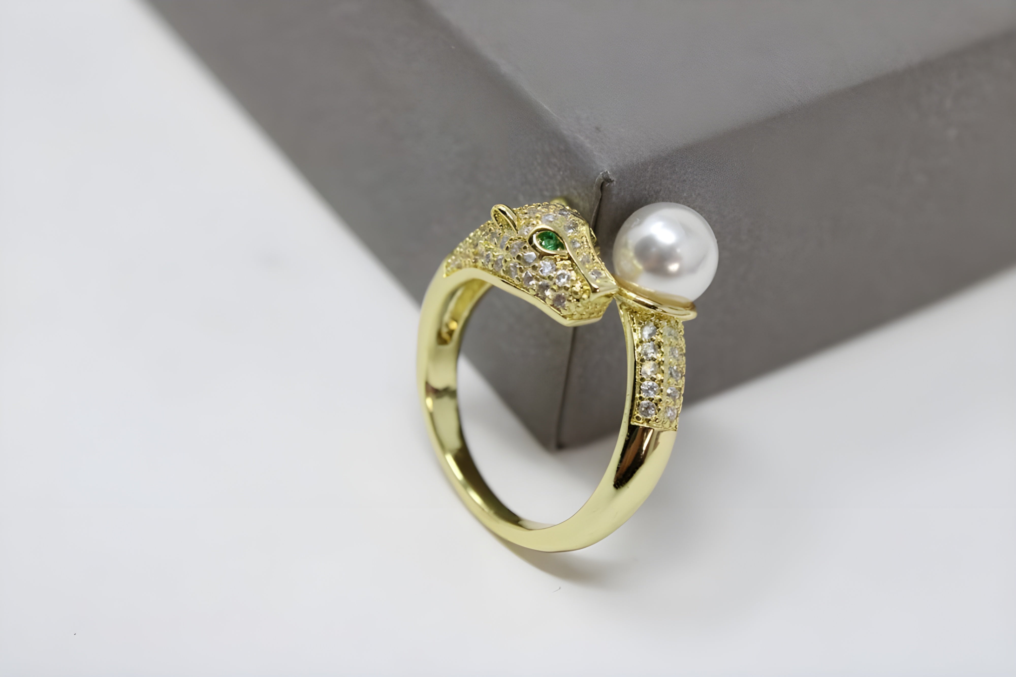 Golden & Silver Panther Pearl Crystal Ring