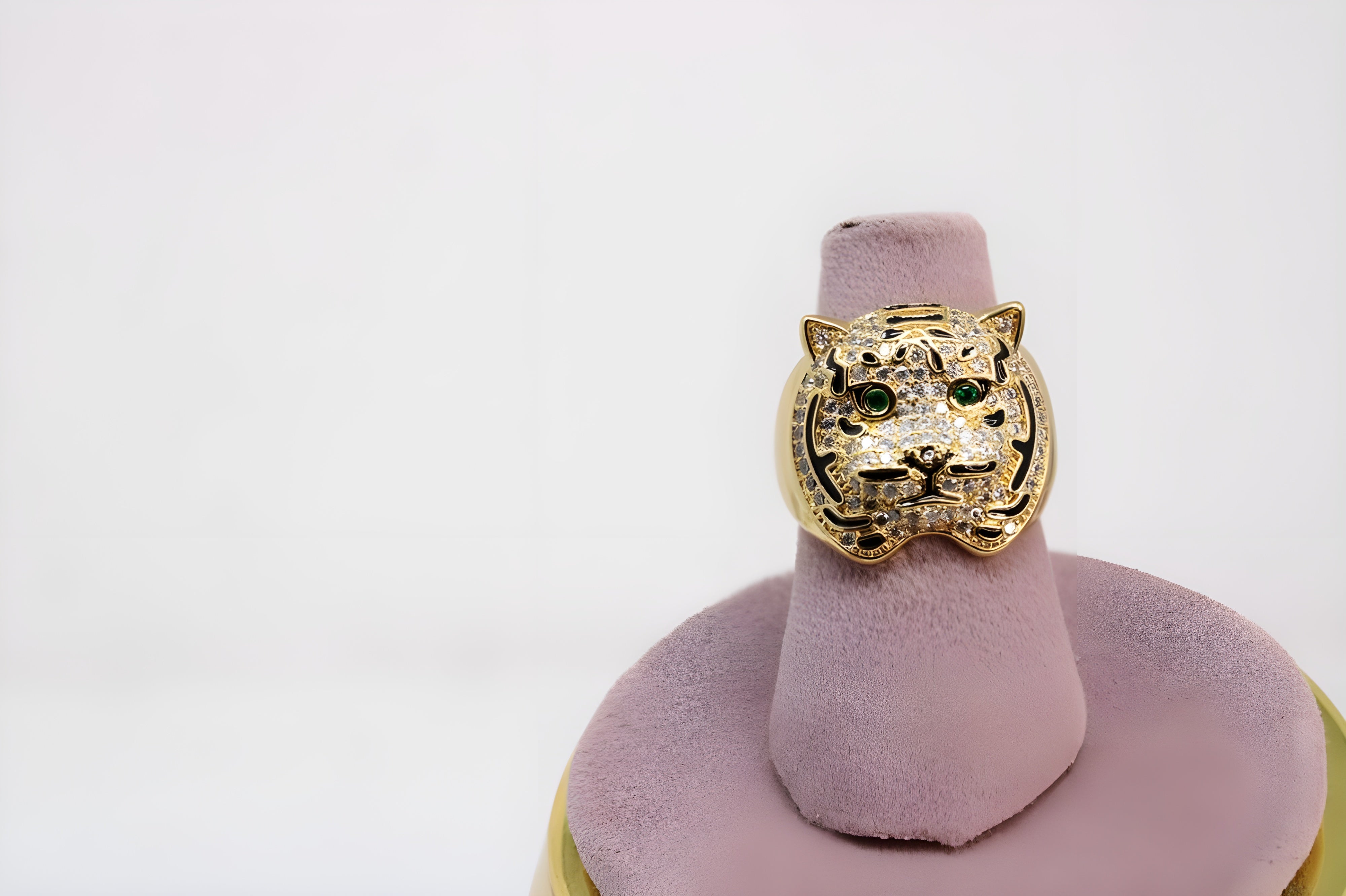 Golden Cat's Charm Ring