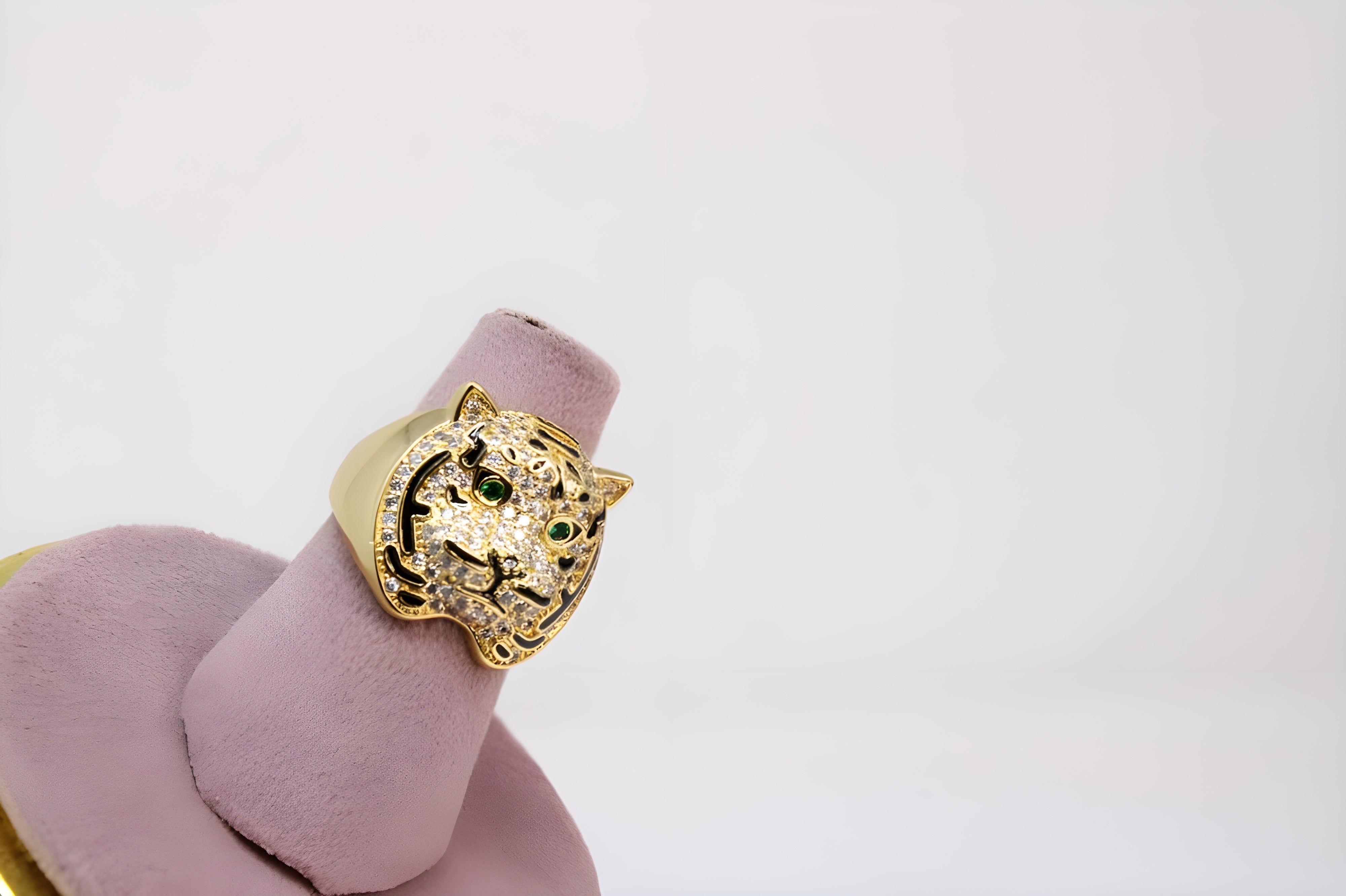 Golden Cat's Charm Ring