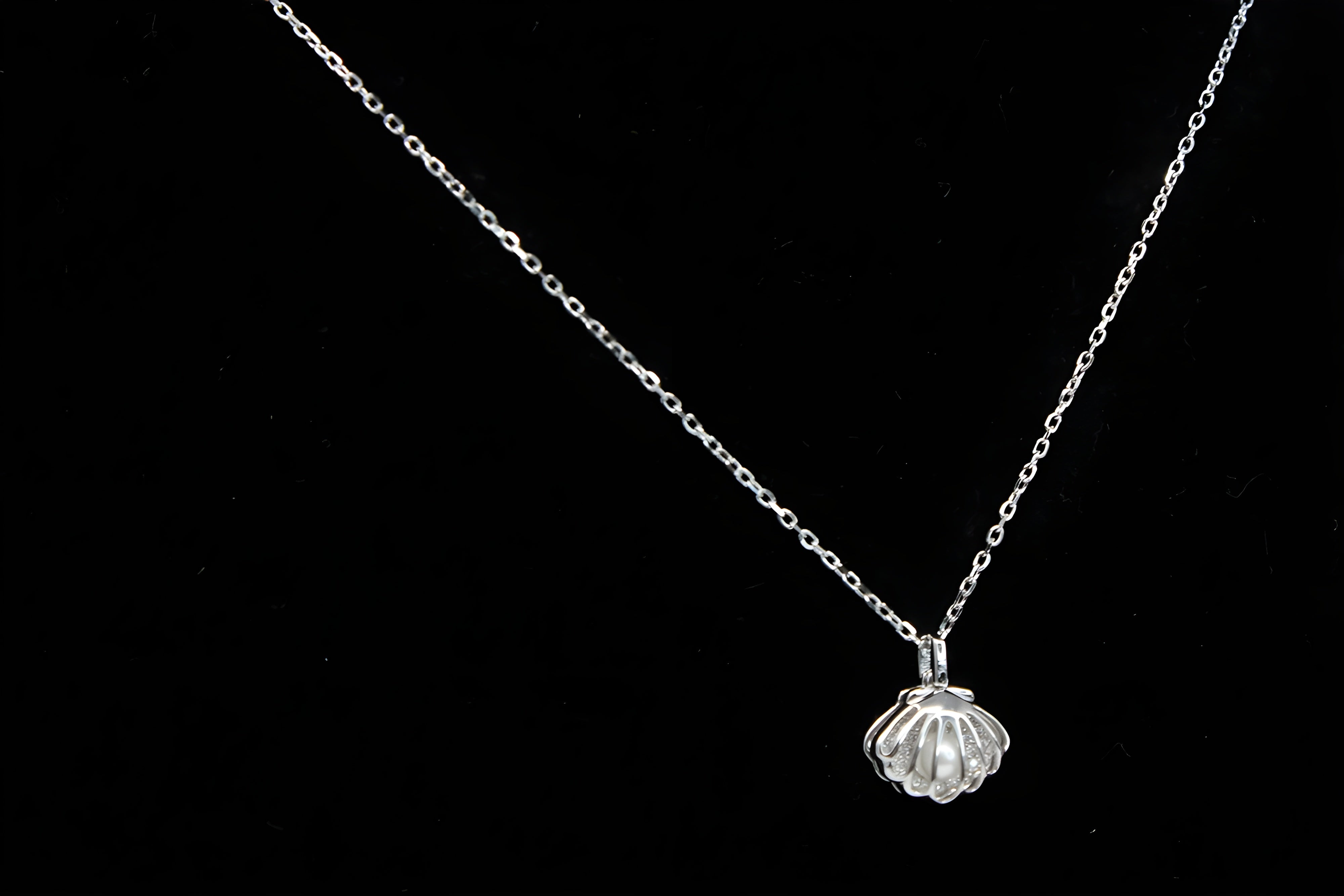 Sterling Silver Ocean Pearl Shell Pendant
