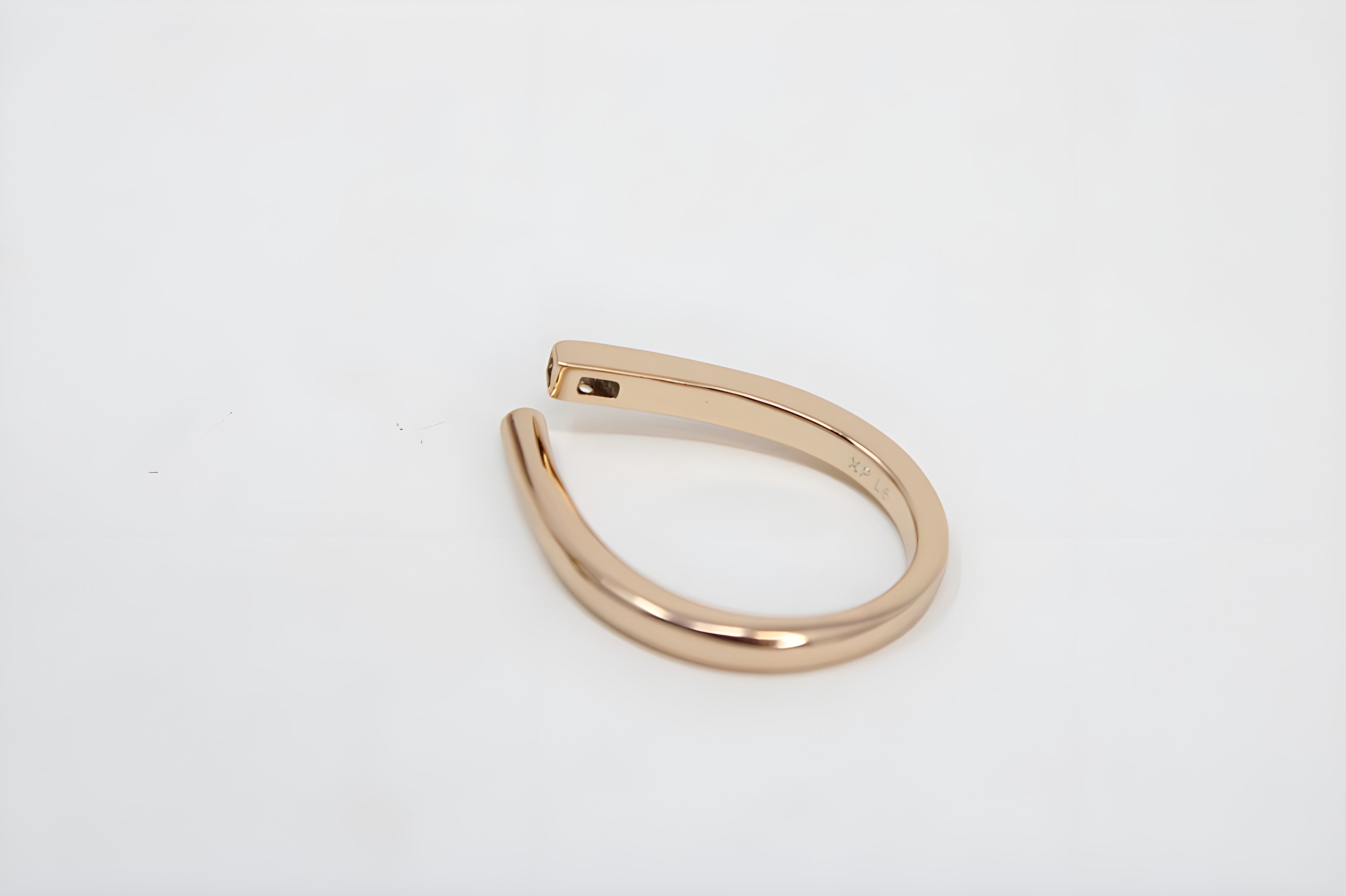 Golden Glow Line Ring