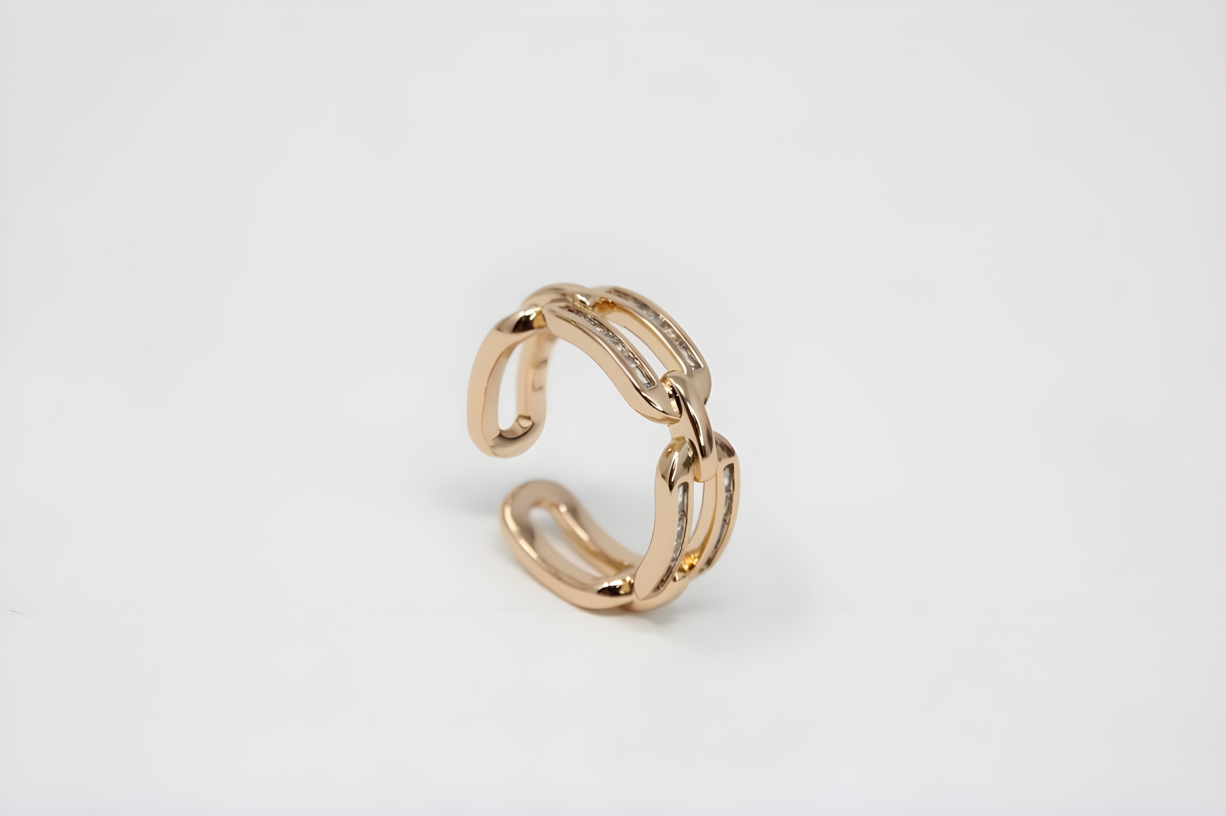 Golden Linked Elegance Ring