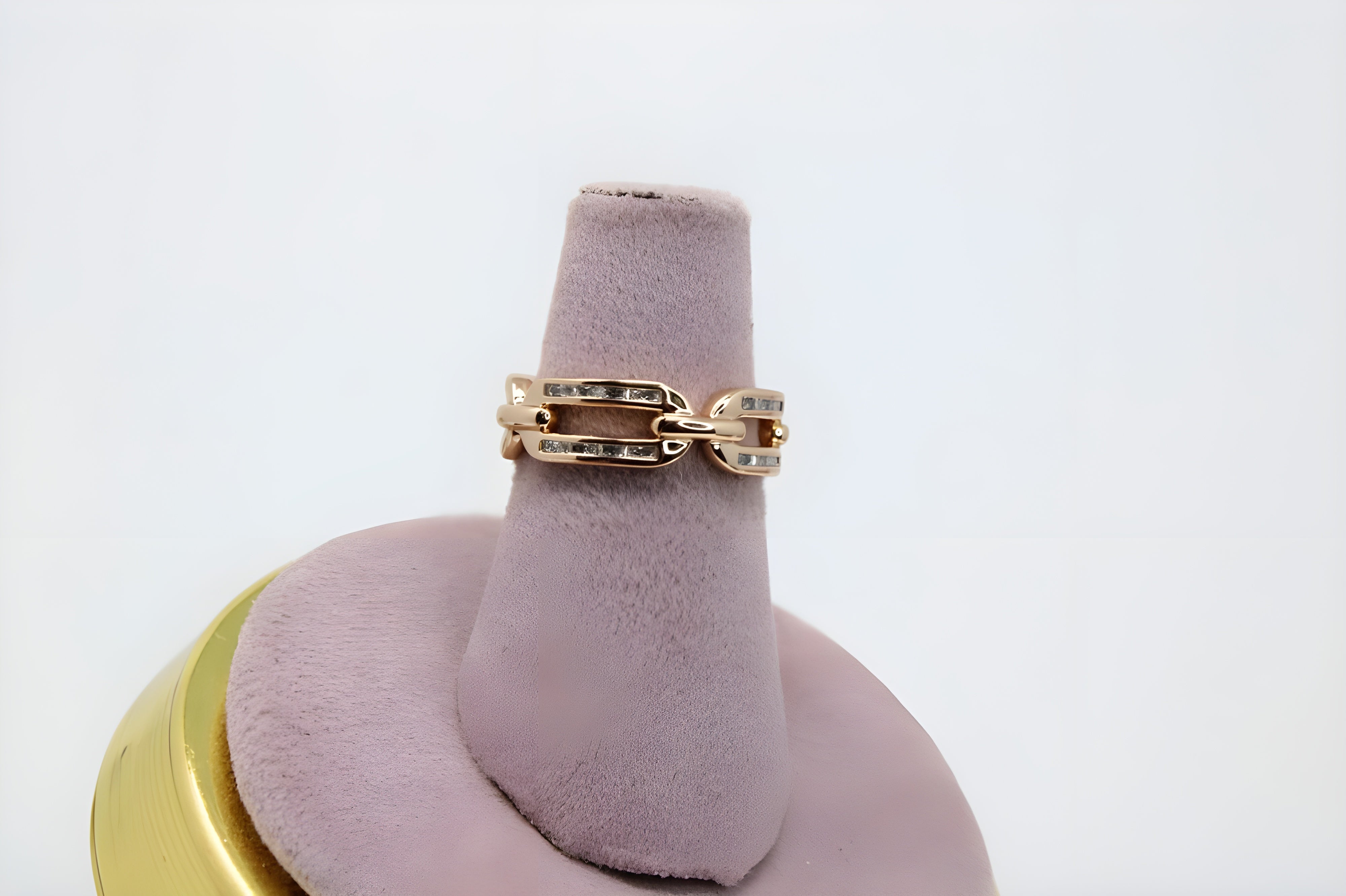 Golden Linked Elegance Ring