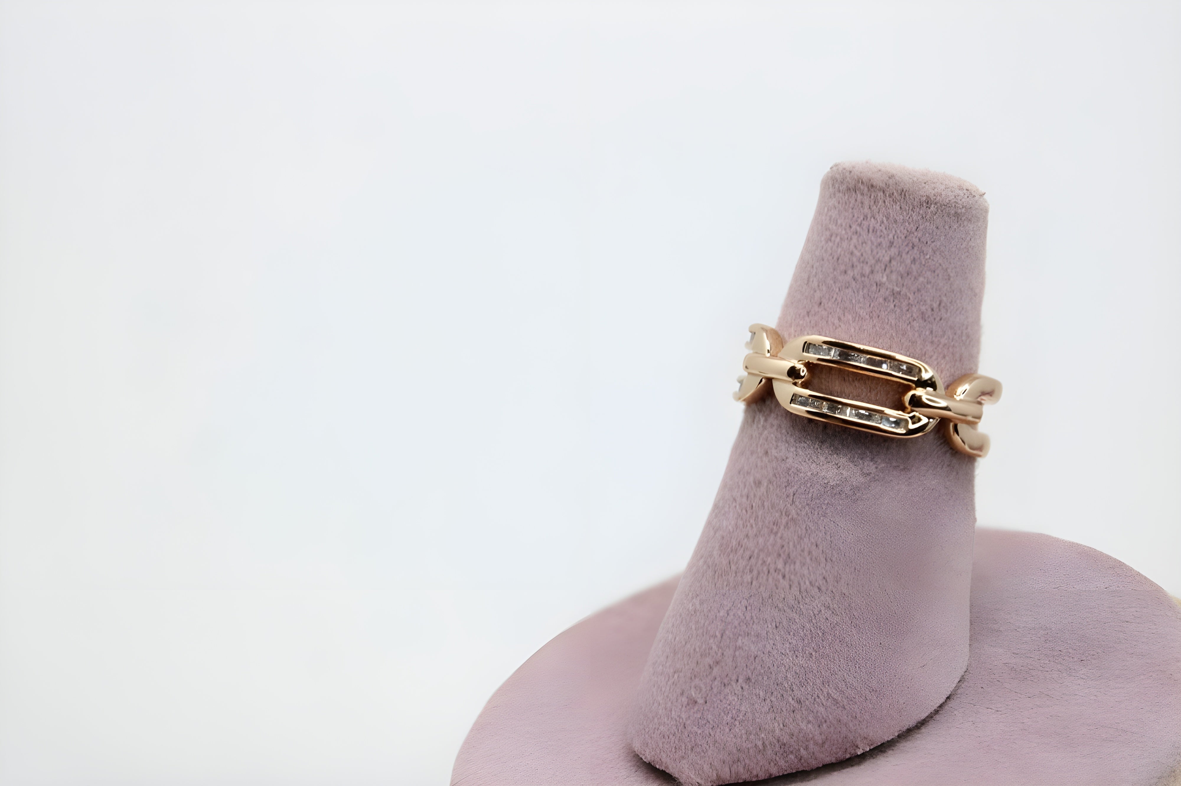 Golden Linked Elegance Ring