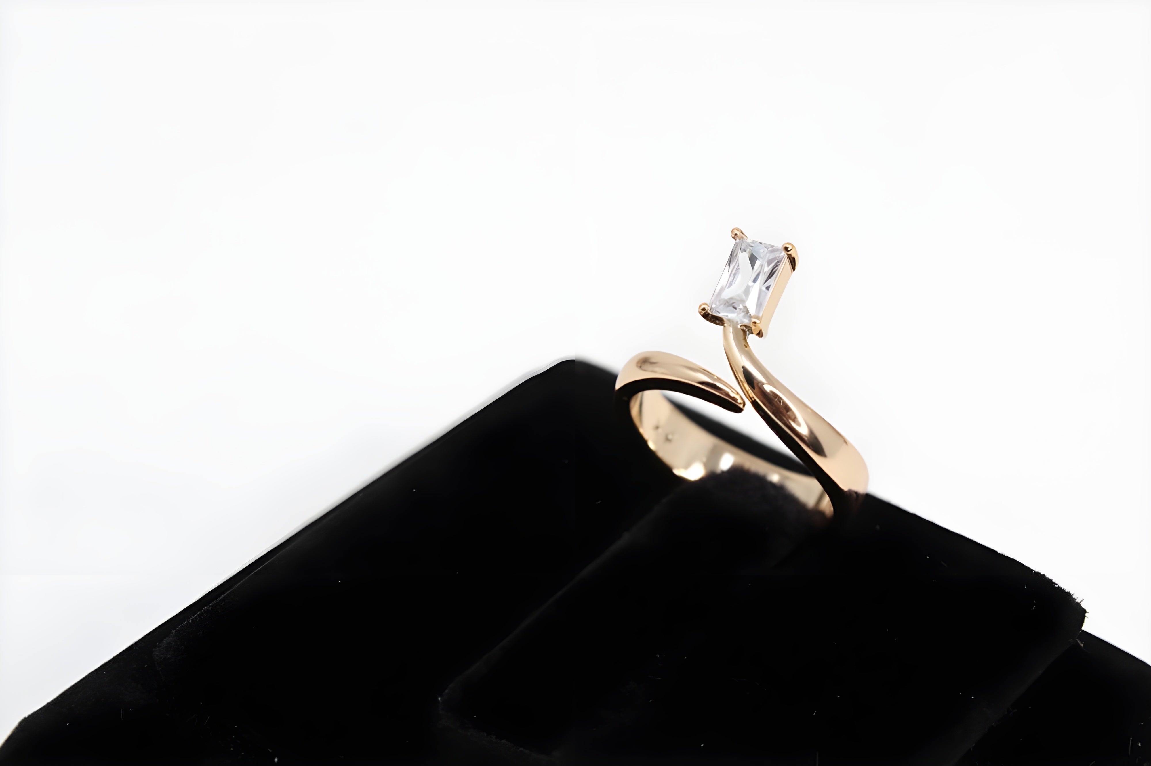 Golden Radiance Rectangle Ring