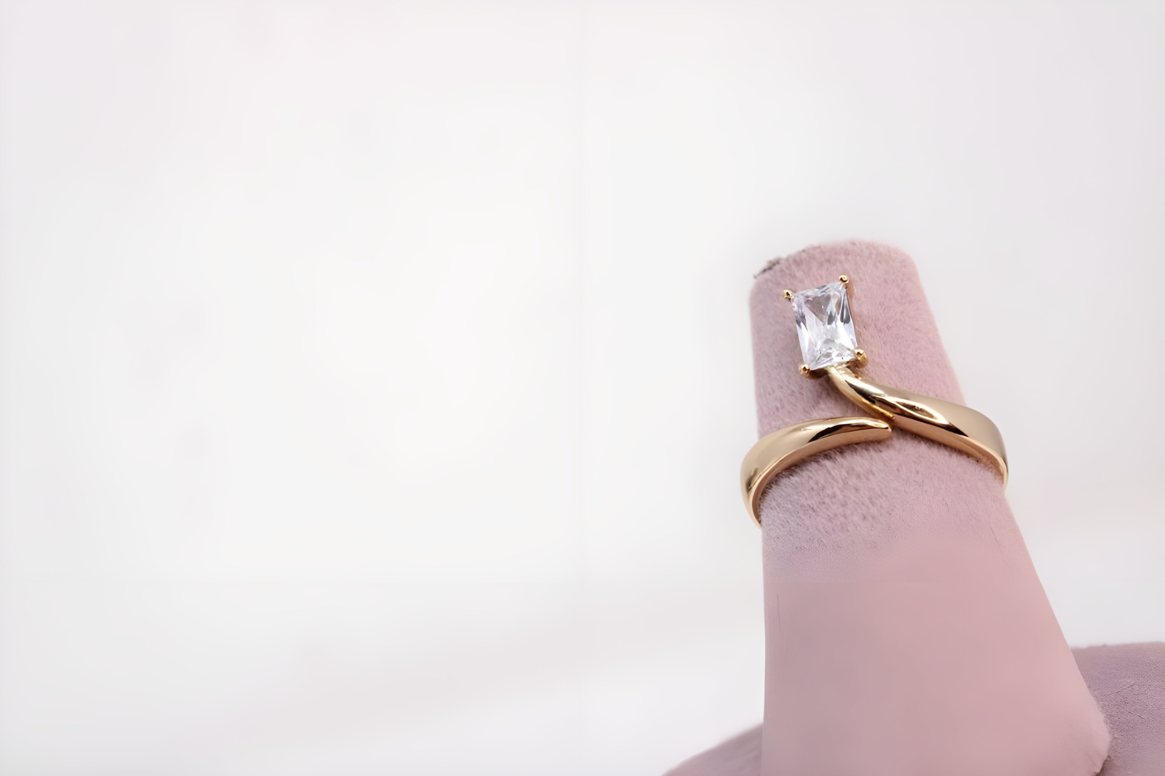 Golden Radiance Rectangle Ring